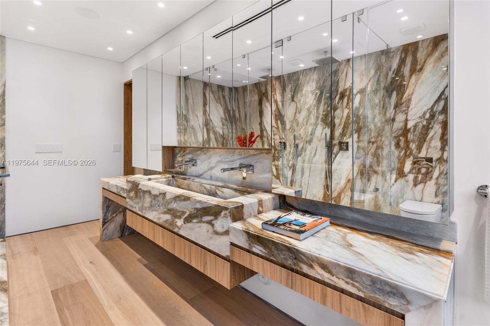 NATOMA MANORS RE SUB - Residential