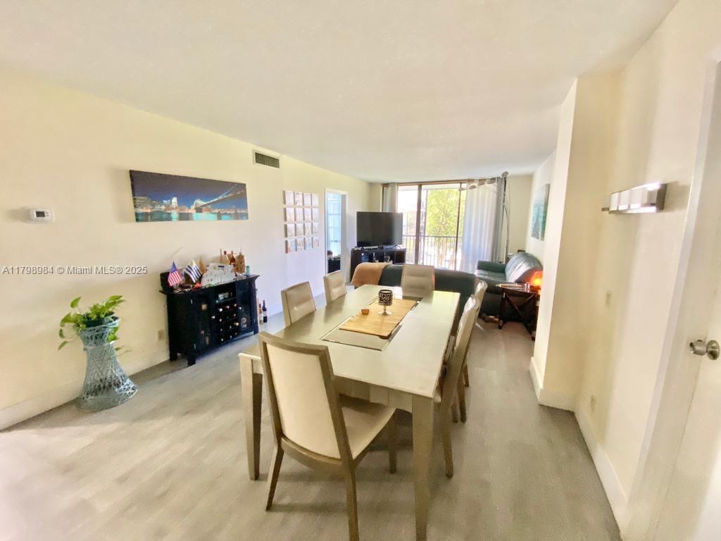 3475 N Country Club Dr 306