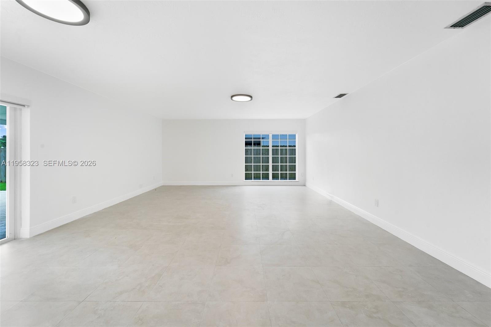 POINT ROYALE SEC TWO - Residential Lease