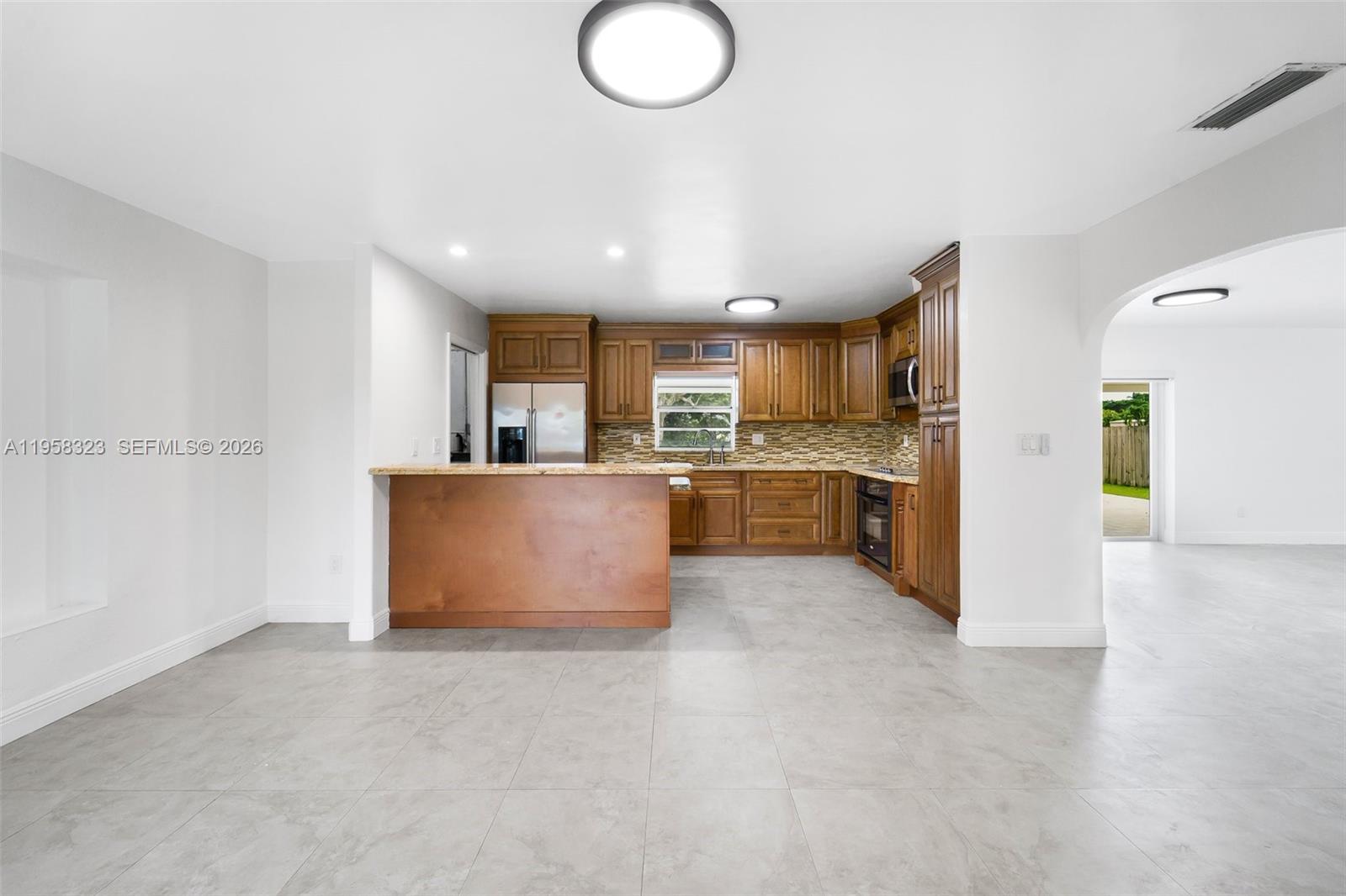 POINT ROYALE SEC TWO - Residential Lease