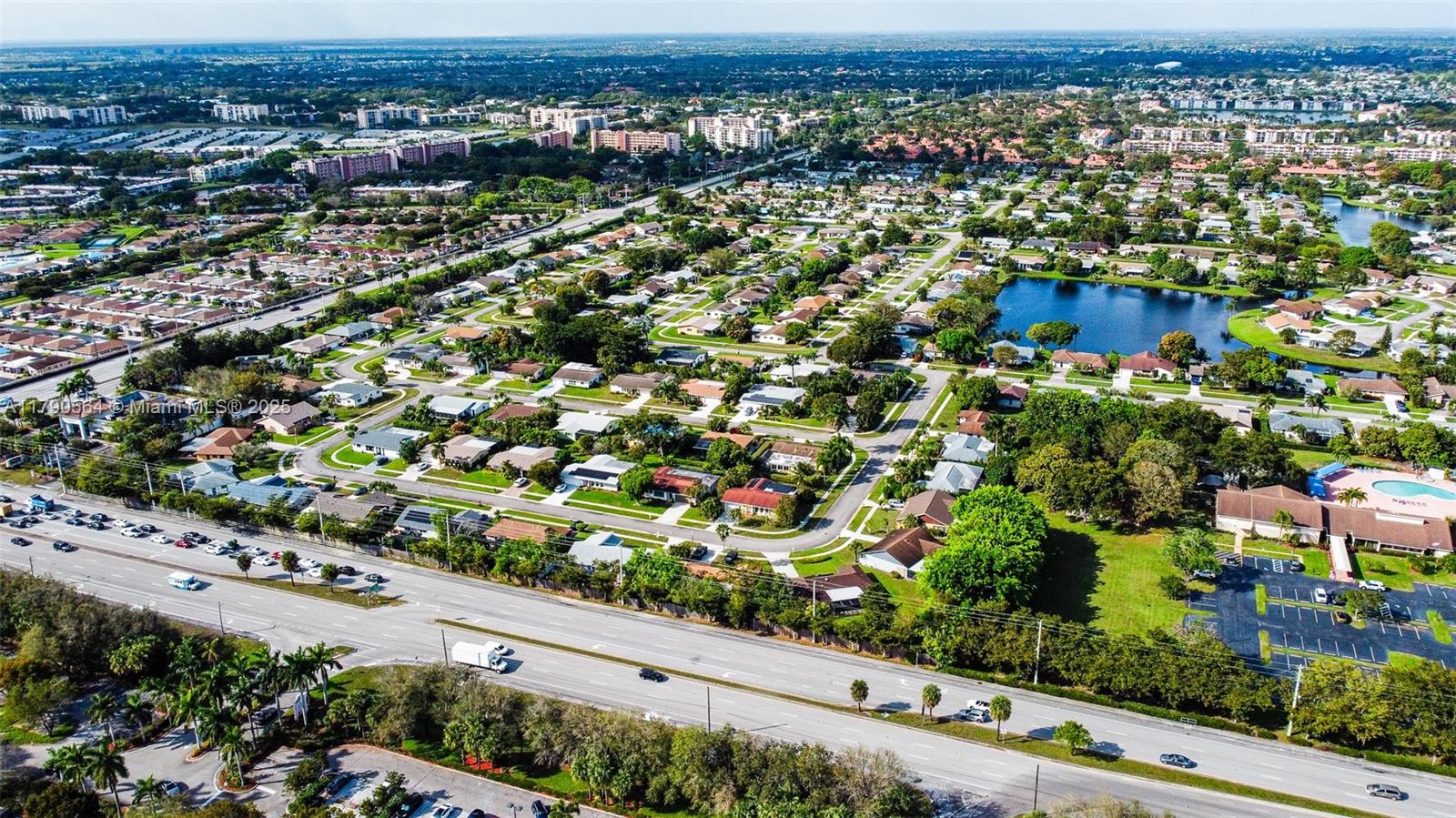 COCO WOOD LAKES SEC 2 - Residential