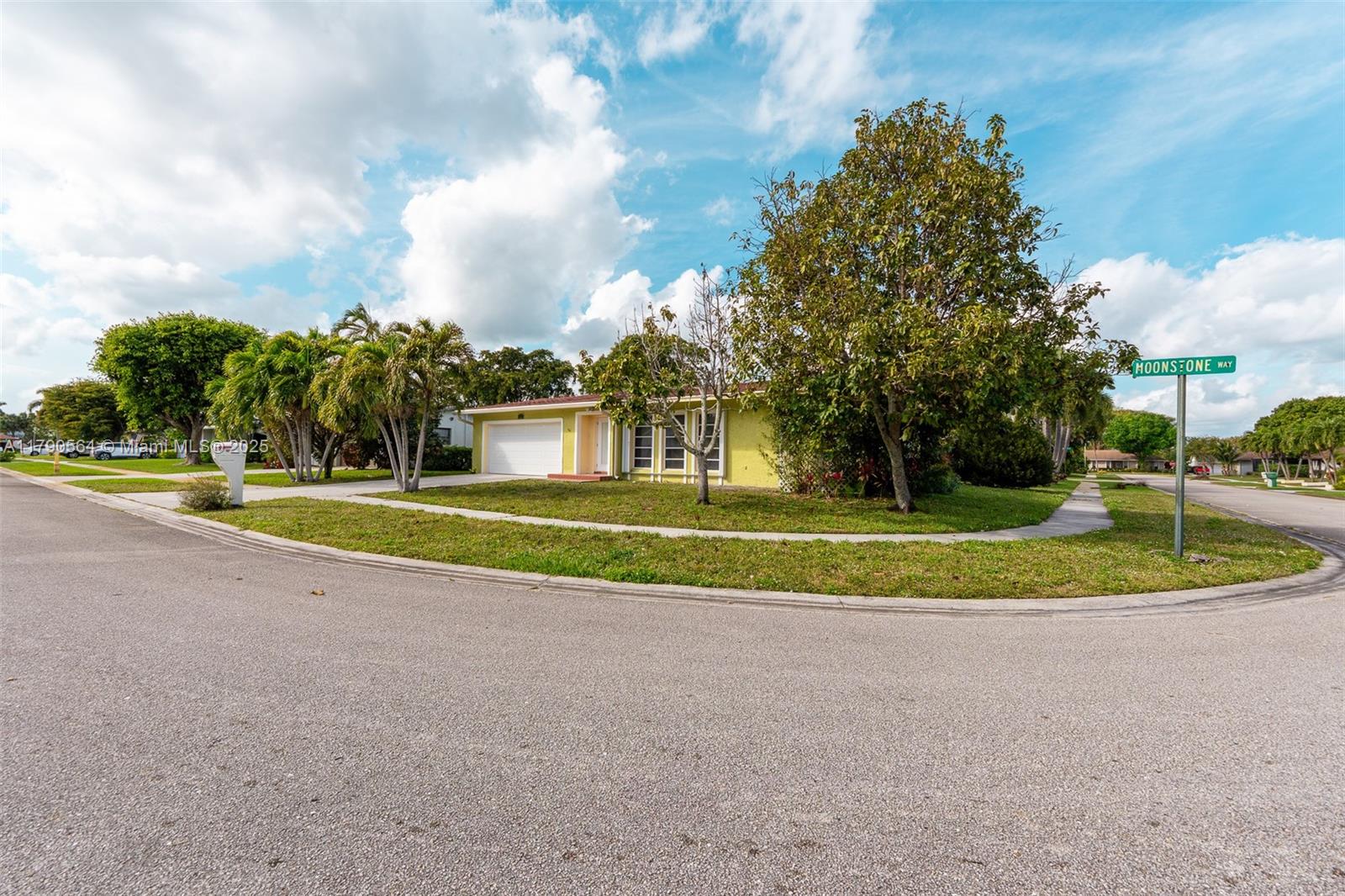 COCO WOOD LAKES SEC 2 - Residential