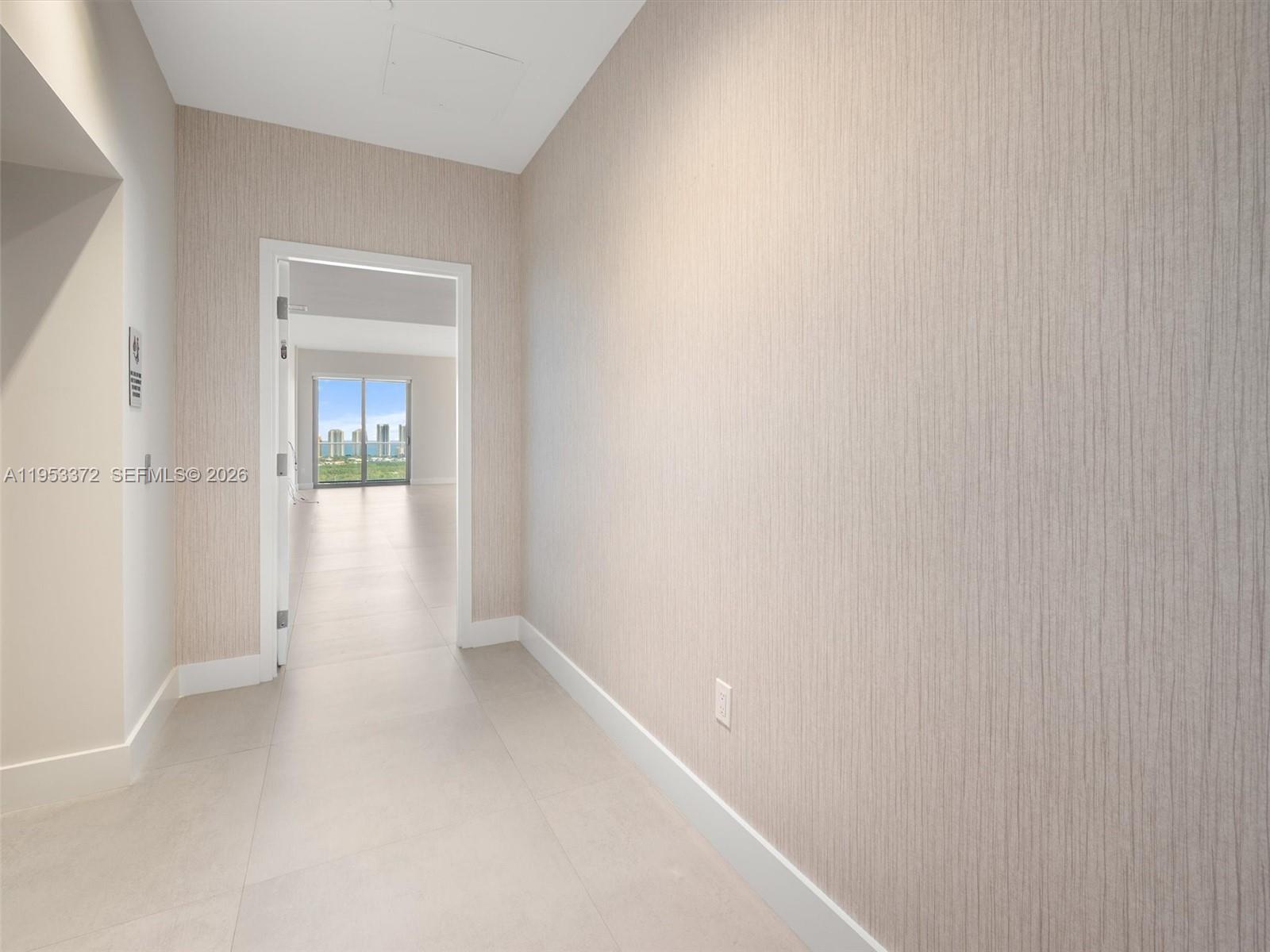 16385 Biscayne Blvd PH8