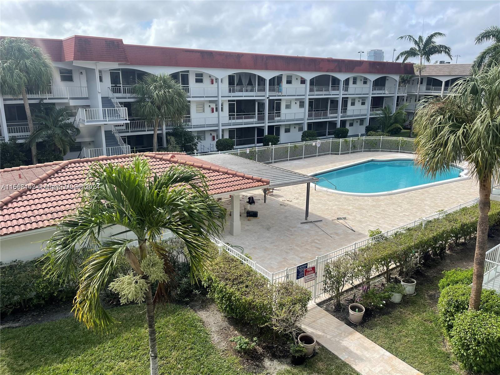 PARADISE VILLAS CONDO - Residential Lease