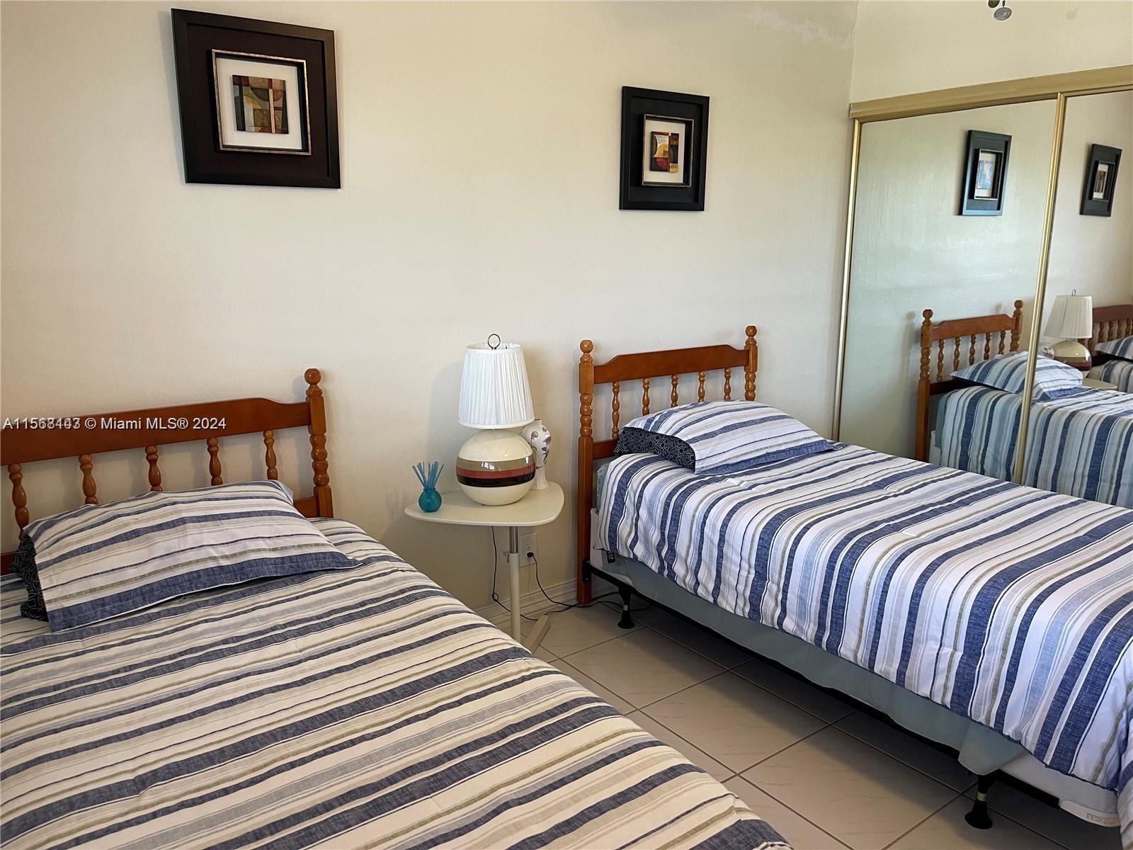 PARADISE VILLAS CONDO - Residential Lease