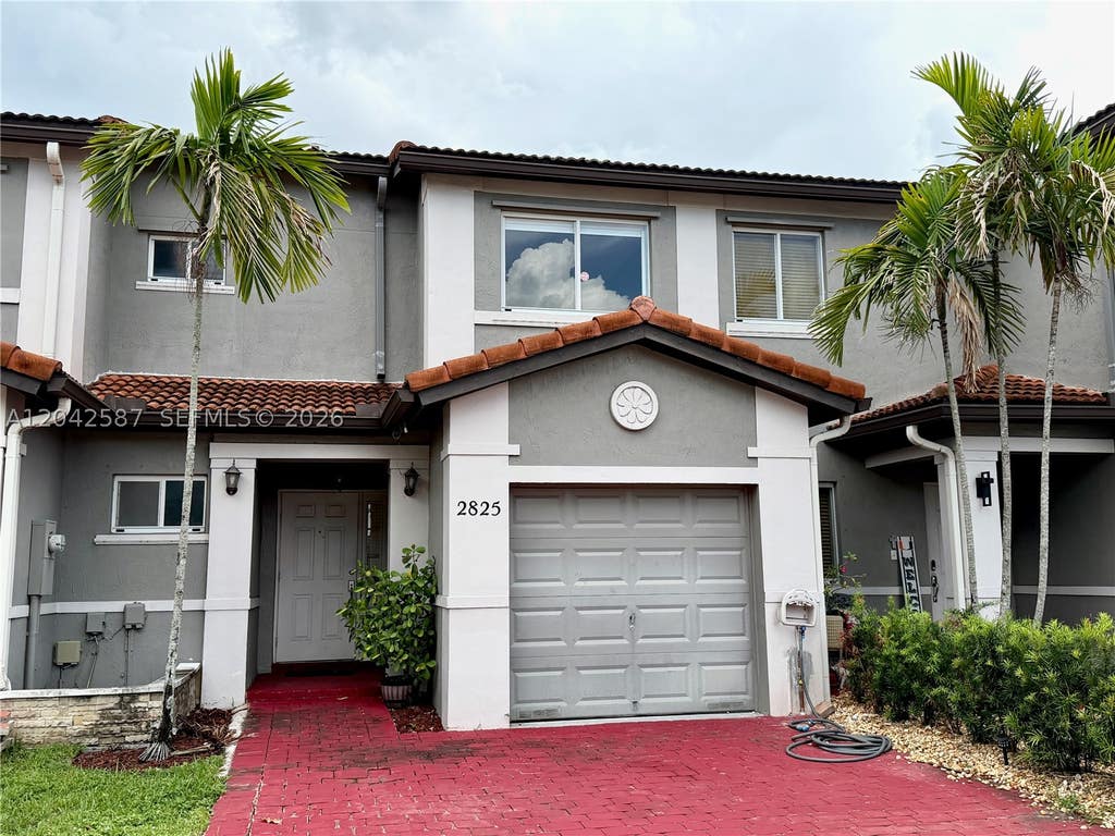Photo of 2825 SW 127th Way, Miramar, FL 33027 (MLS # A12042587)