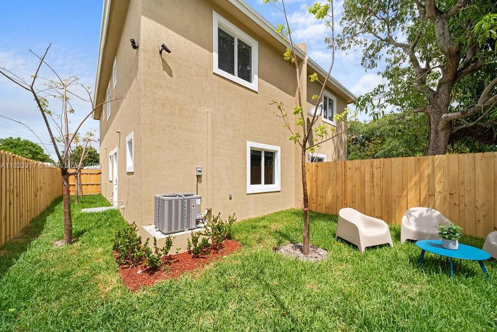 FLORAL PK - Residential Income