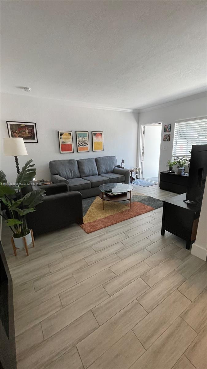 EDGEWATER OF CORAL GABLES - Residential Lease