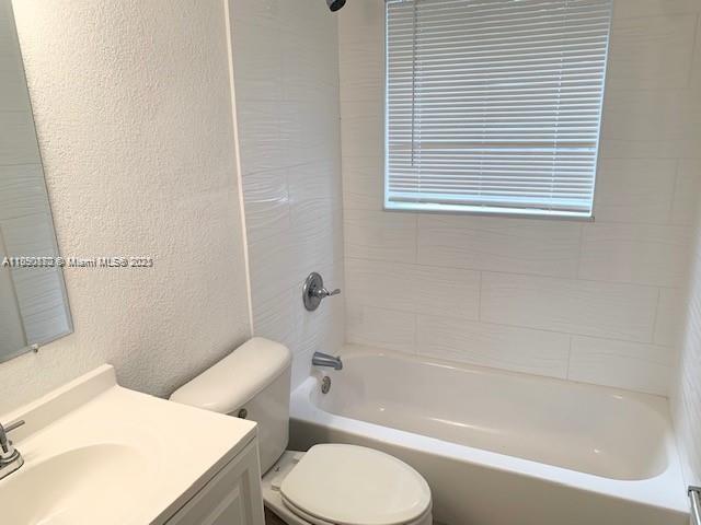 EDGEWATER OF CORAL GABLES - Residential Lease