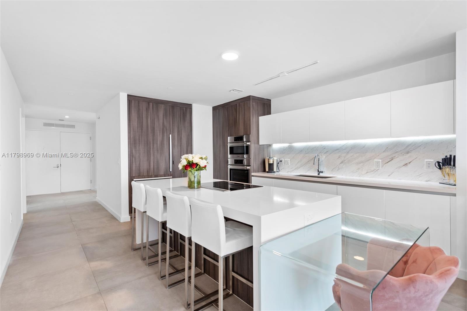 PARAMOUNT MIAMI WORLDCENT - Residential