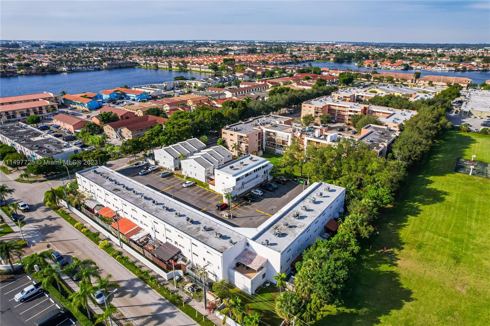 SAVANNAH APARTMENTS CONDO - Residential