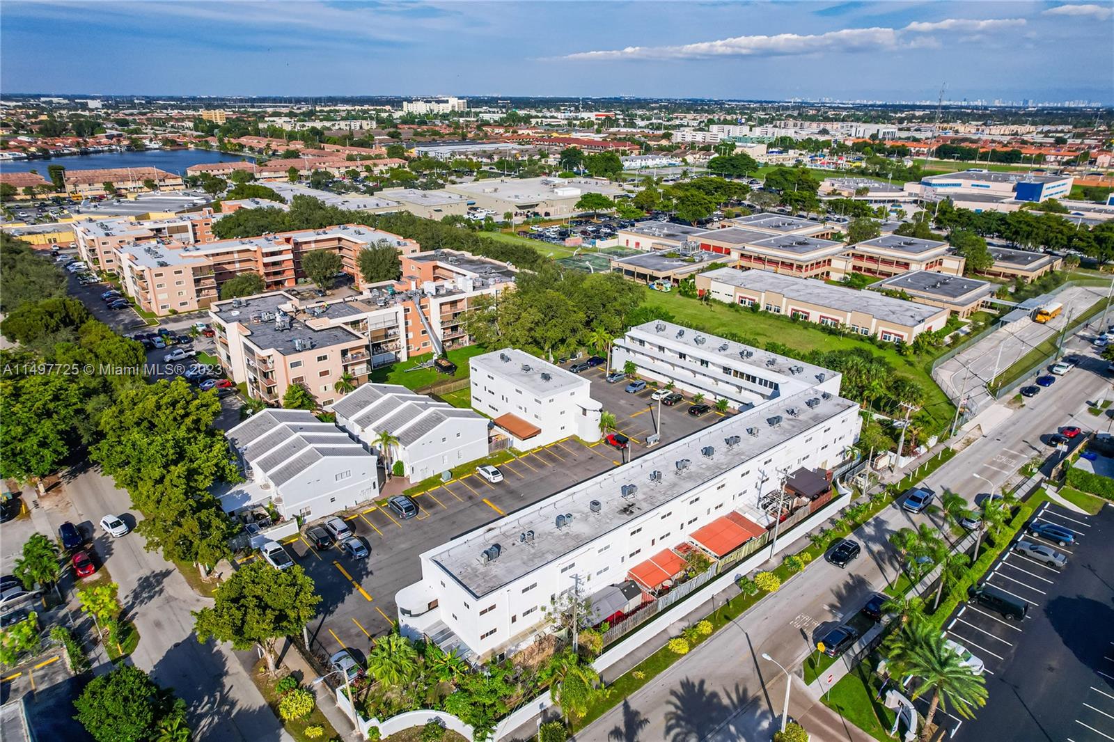 SAVANNAH APARTMENTS CONDO - Residential