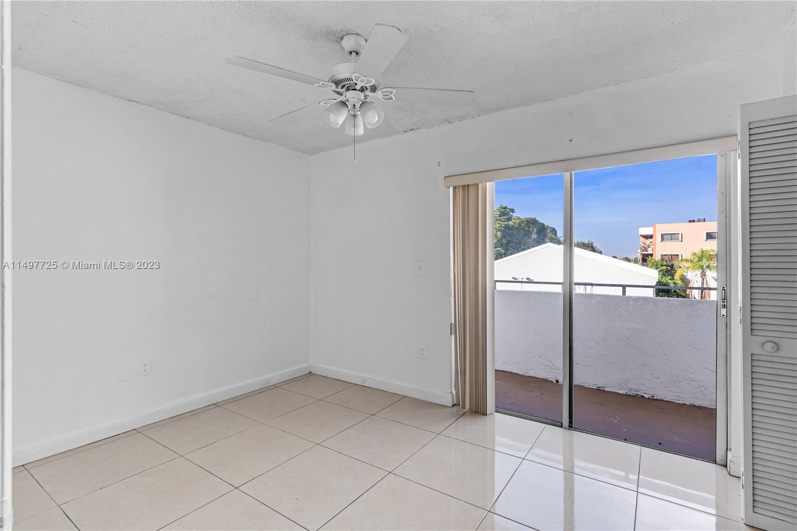 SAVANNAH APARTMENTS CONDO - Residential