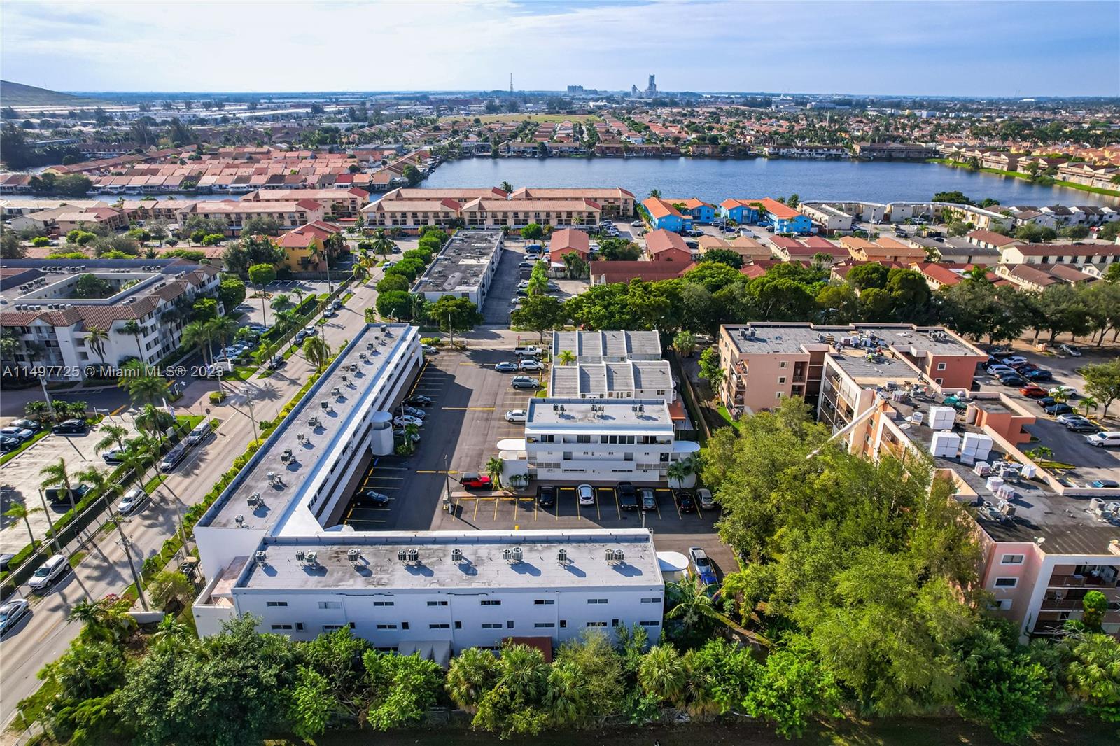 SAVANNAH APARTMENTS CONDO - Residential