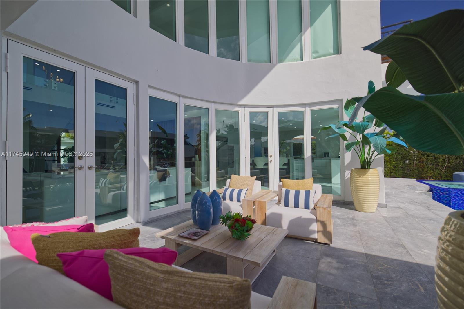 EASTERN SHORES 1ST ADDN - Residential