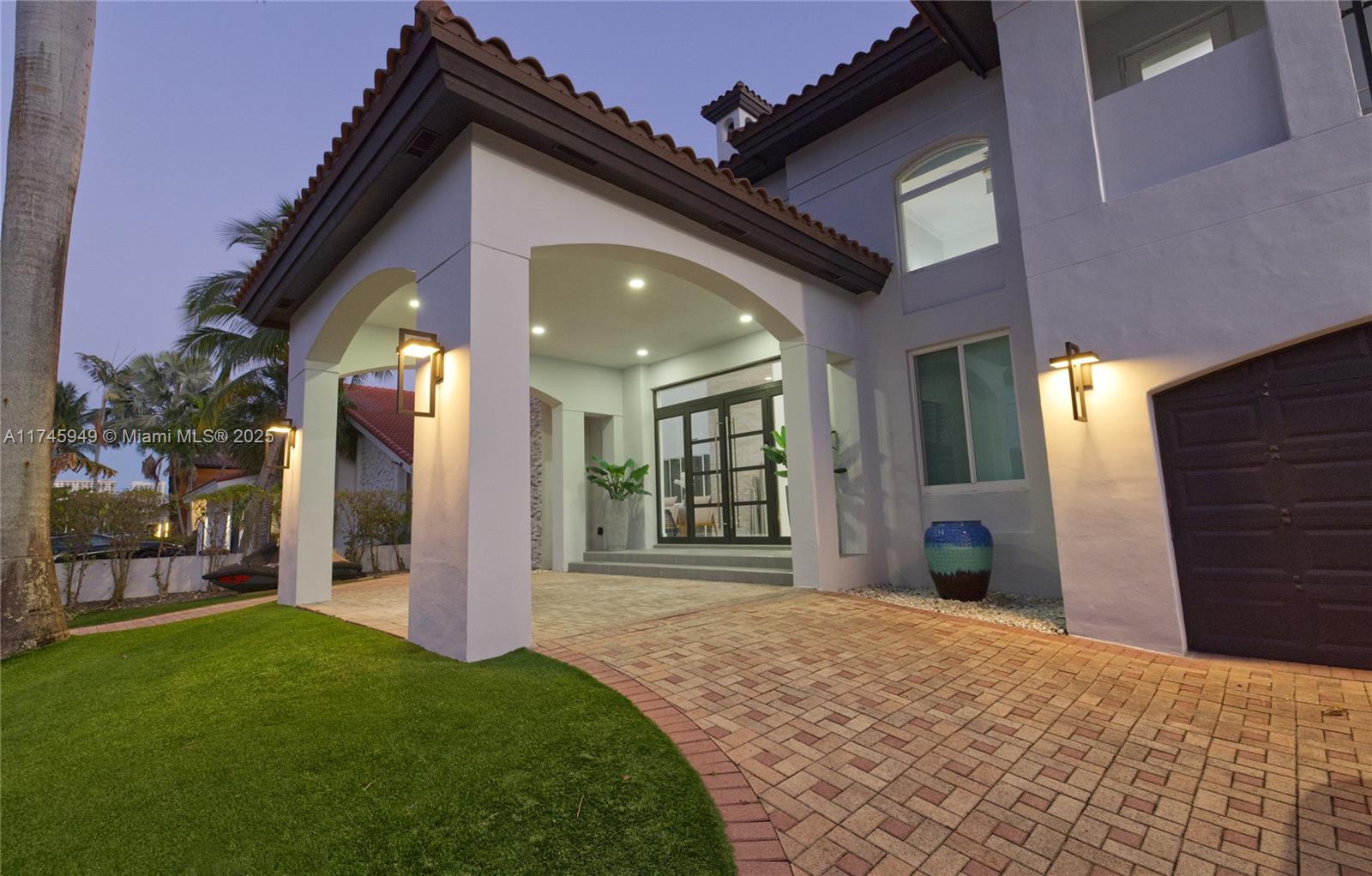 EASTERN SHORES 1ST ADDN - Residential