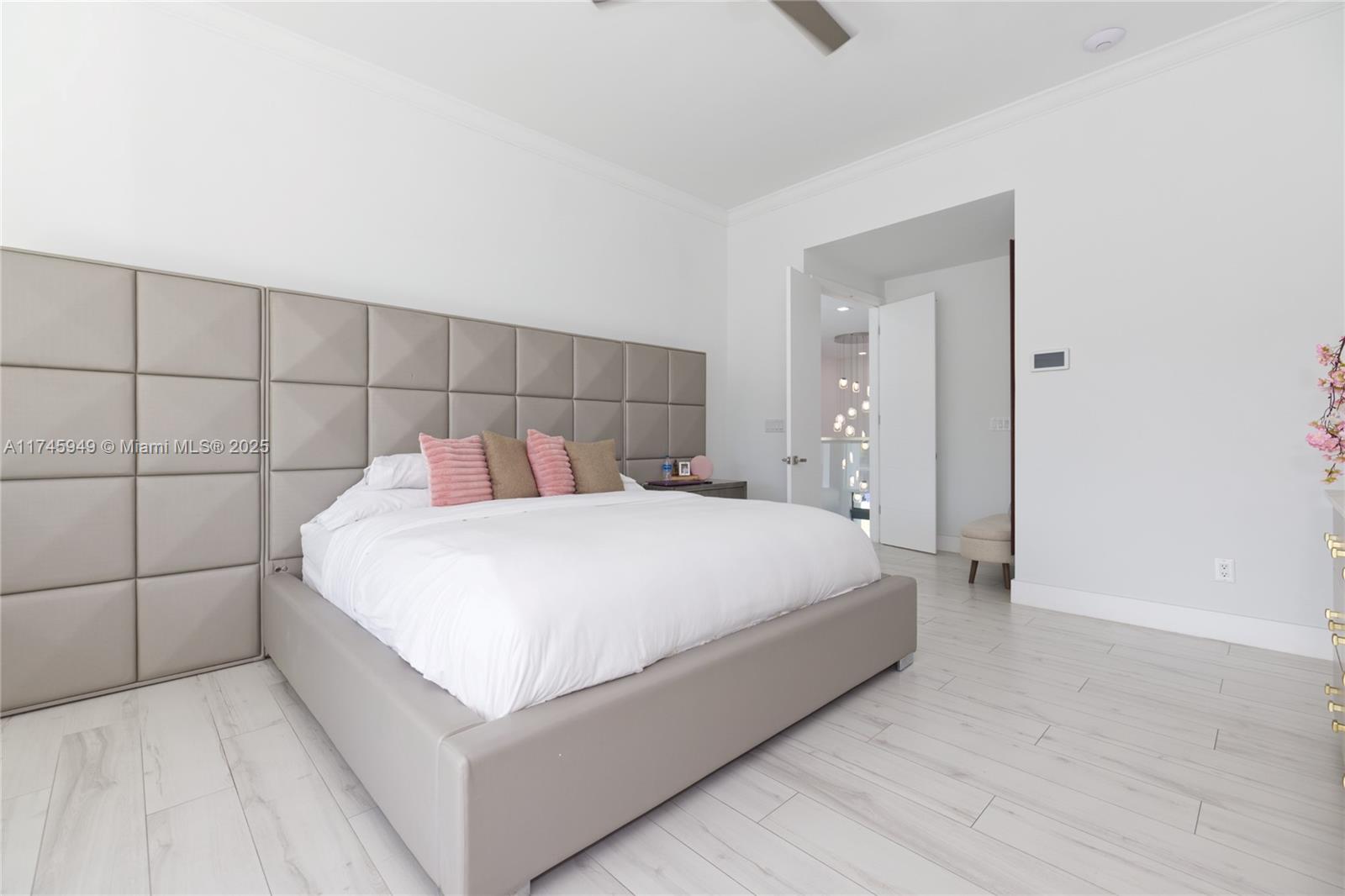 EASTERN SHORES 1ST ADDN - Residential