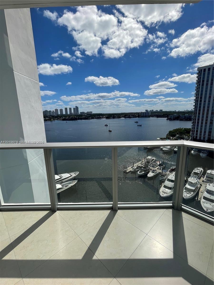 MARINA PALMS RESIDENCES N - Residential
