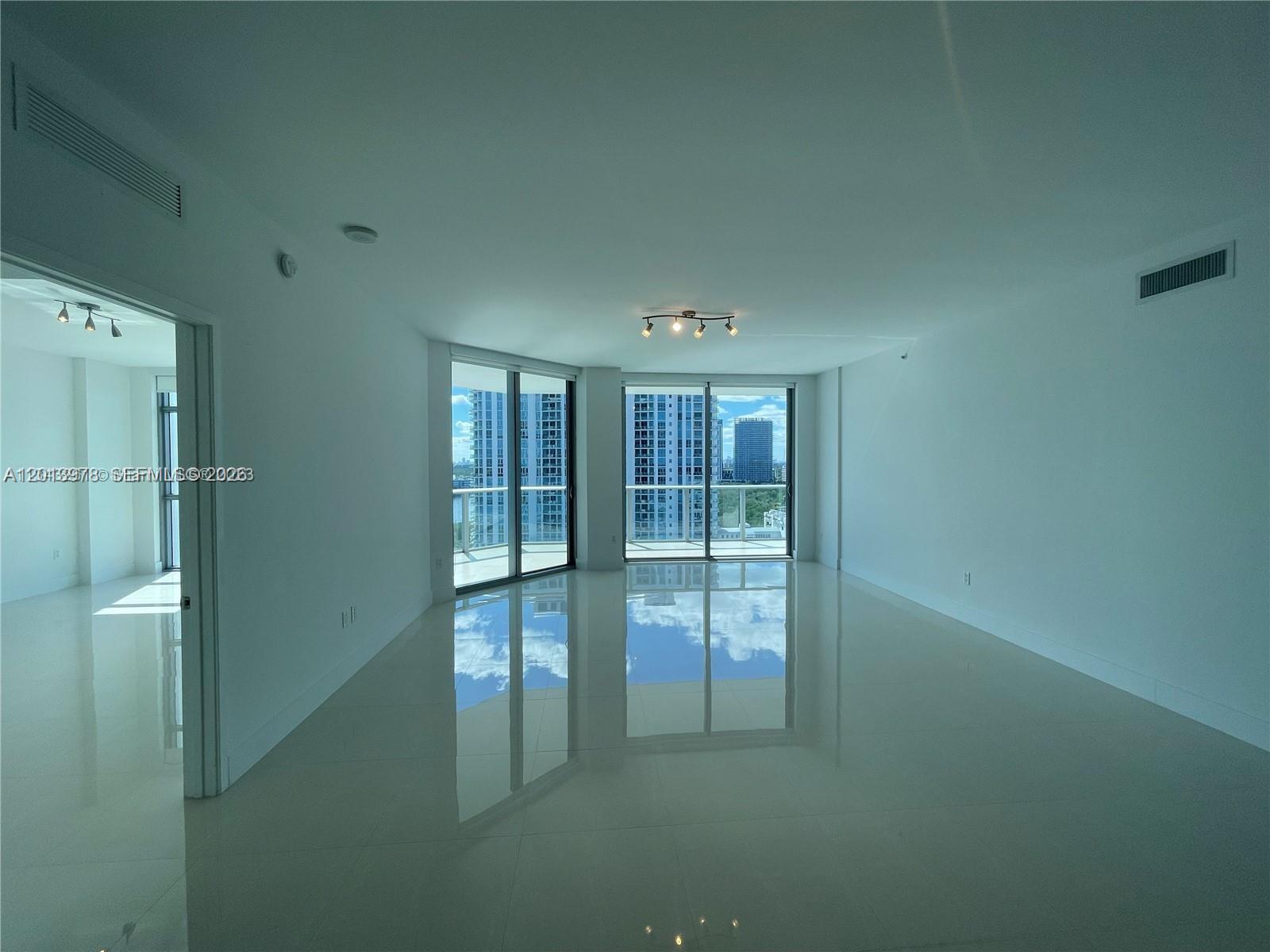 MARINA PALMS RESIDENCES N - Residential