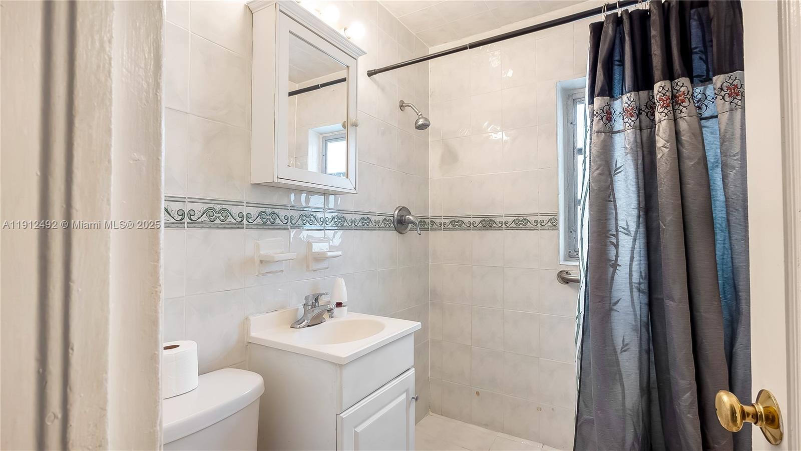 NICHOLS HEIGHTS ADDN - Residential