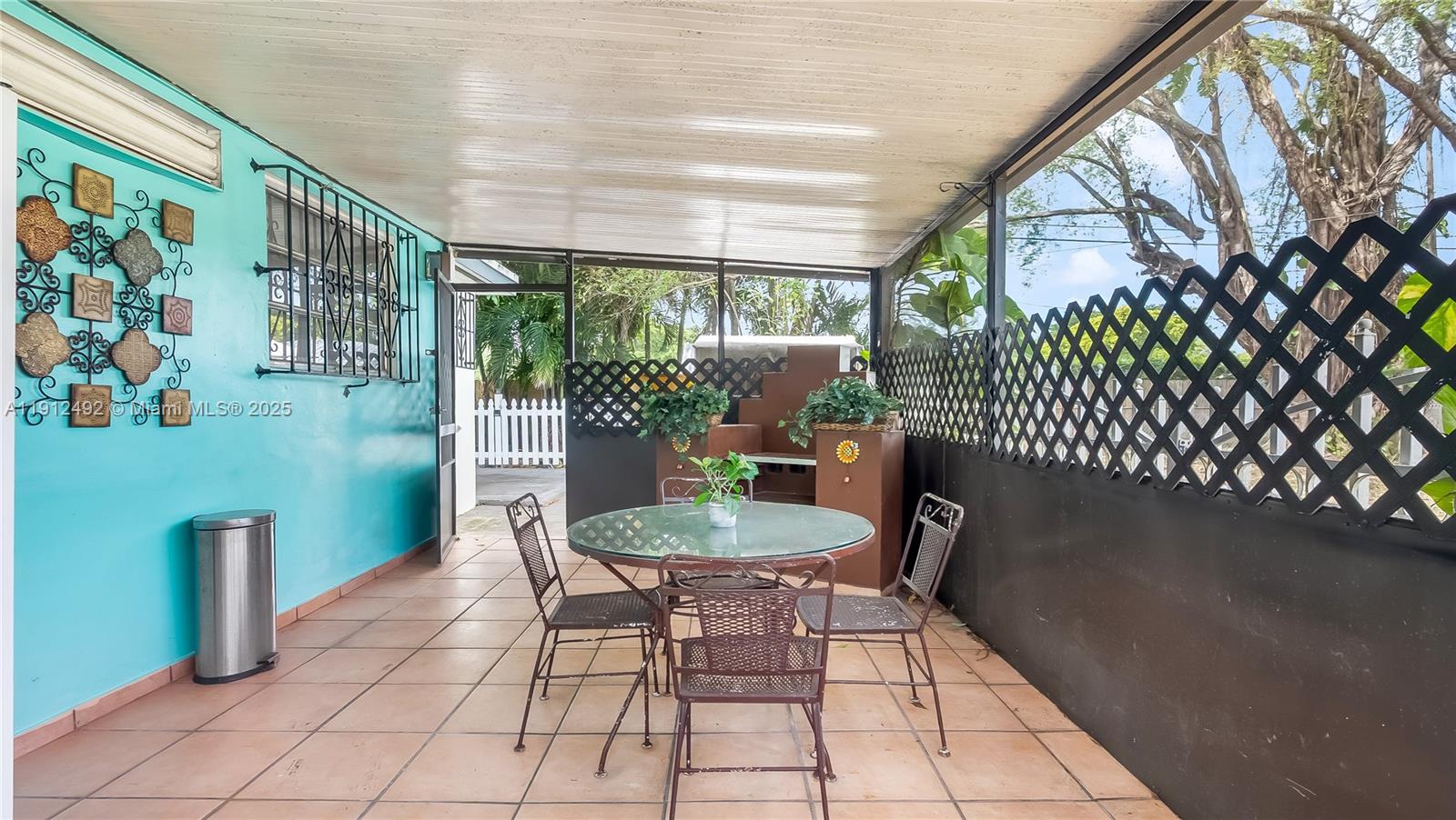 NICHOLS HEIGHTS ADDN - Residential