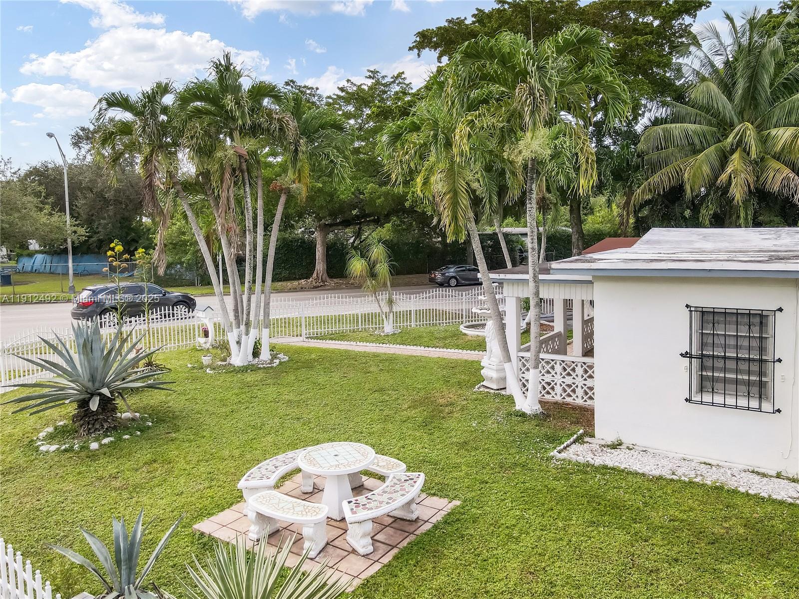 NICHOLS HEIGHTS ADDN - Residential