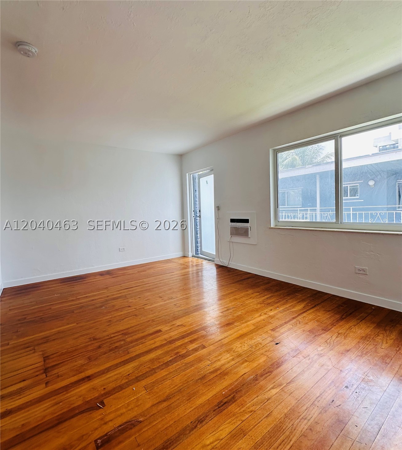 2045 Calais Dr 7