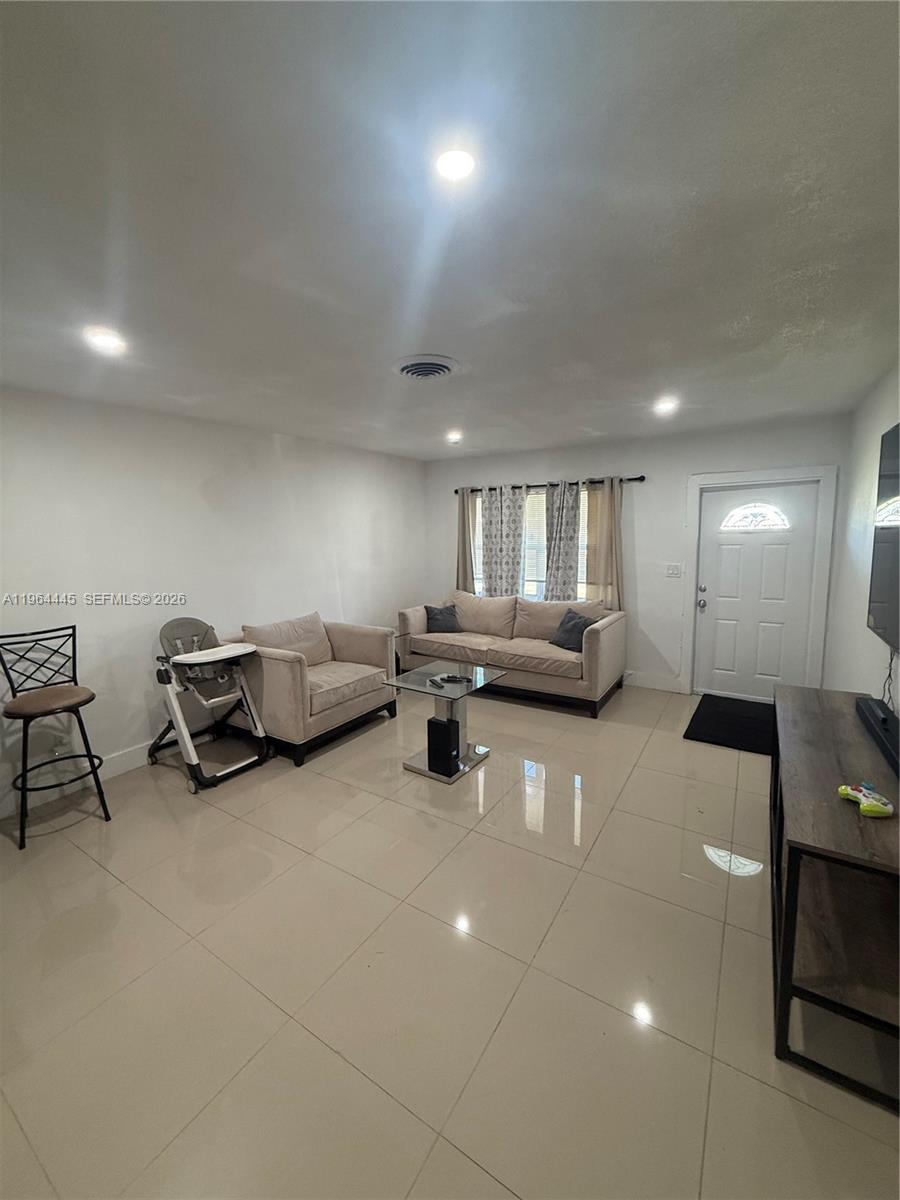 TALLMAN PINES 2ND SEC - Residential Income