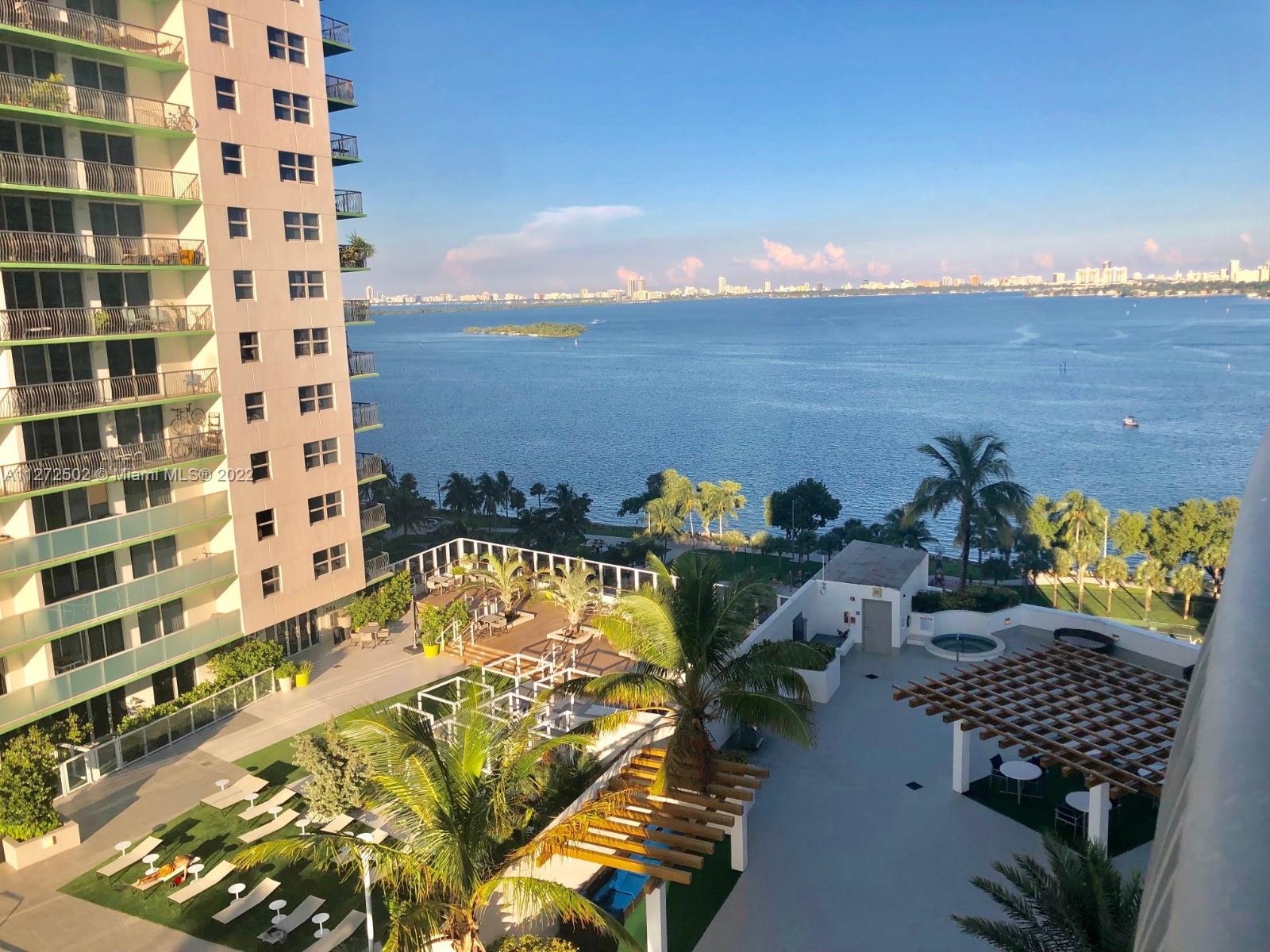 1/1 with panoramic water and city views of Biscayne Bay and Miami Skyline. Wrap-around balcony, stainless steel applicances, granite countertops. Located in Miami's most vibrant location, close to Wynwood, Design District, Midtown and Downtown. Cable & Internet included in maintenance fee. Conveniently located a block from the new Publix, restaurants, American Airlines Arena, shops and much more. The resort-style building of Opera Tower has a circular architecture which is was designed by Rolando Llanes. Opera Tower offers great amenities including swimming pool, social event room, 24/7 security, valet parking, fully-equipped business center, state-of-the-art fitness center with cardio and training equipment.