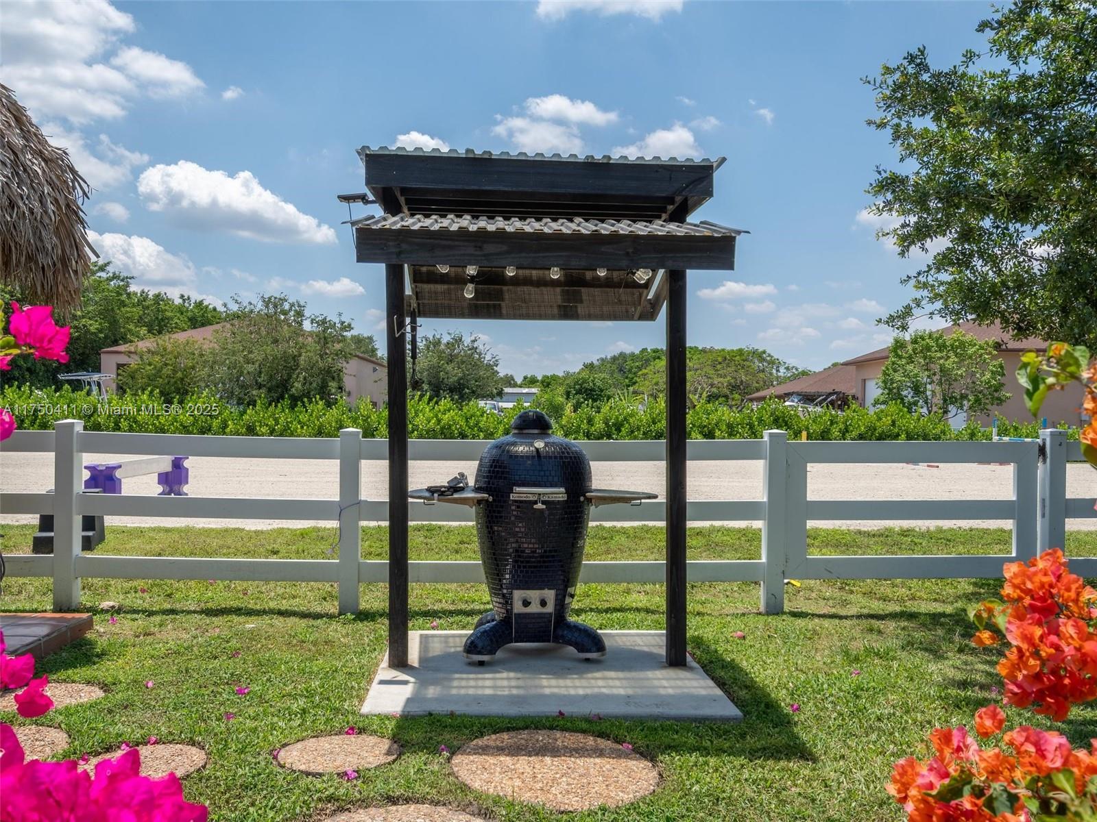 ROLLING OAKS ESTATES - Residential