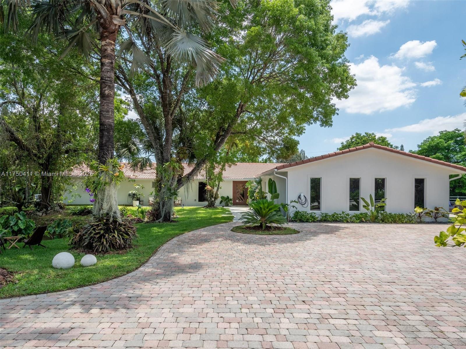 Property for Sale at 17220 Sw 46th St, Southwest Ranches, Broward County, Florida - Bedrooms: 4 
Bathrooms: 5  - $3,500,000