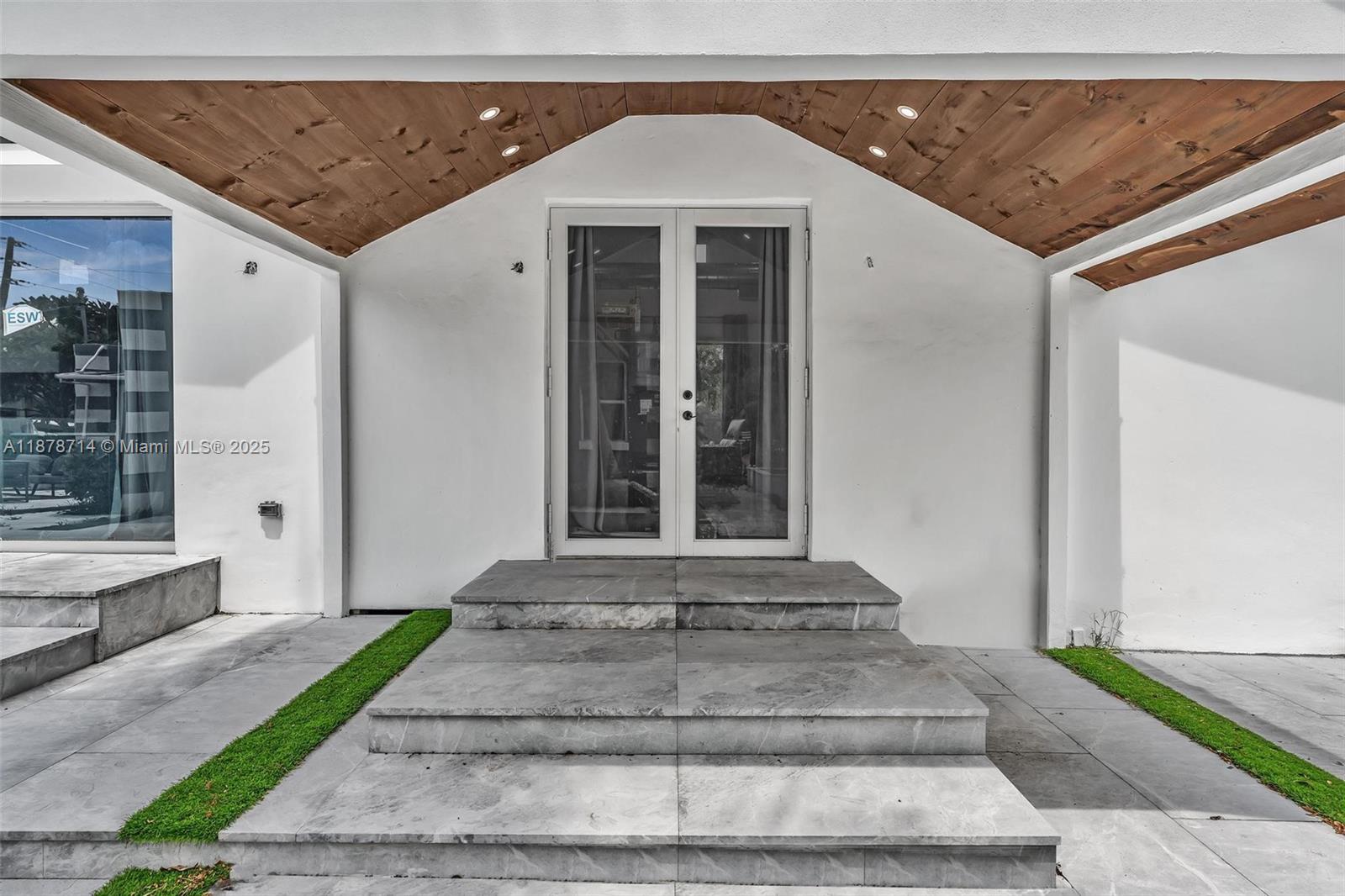 OSCEOLA PARK - Residential Lease