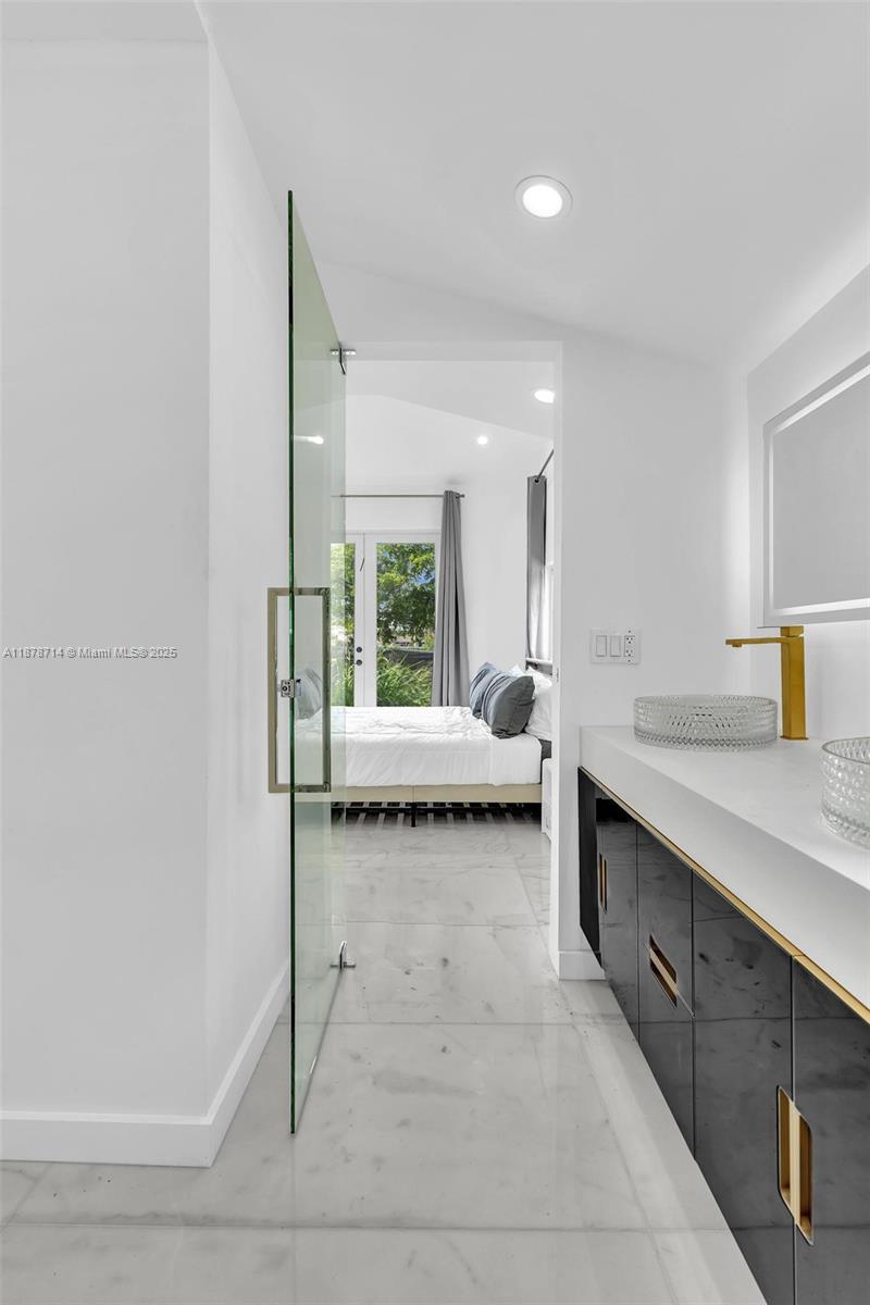 OSCEOLA PARK - Residential Lease