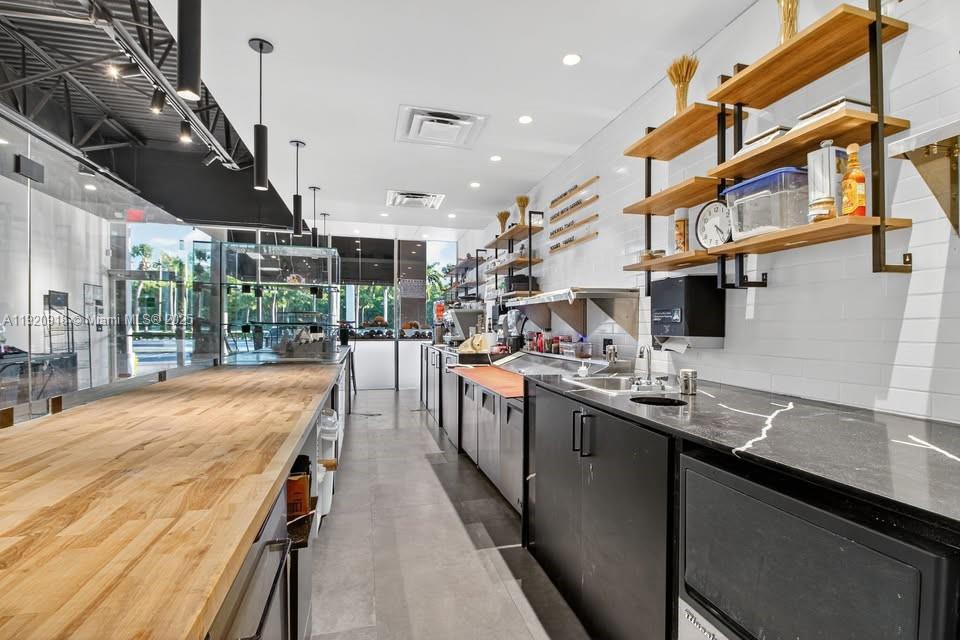 Bakery For Sale in North Miami Beach