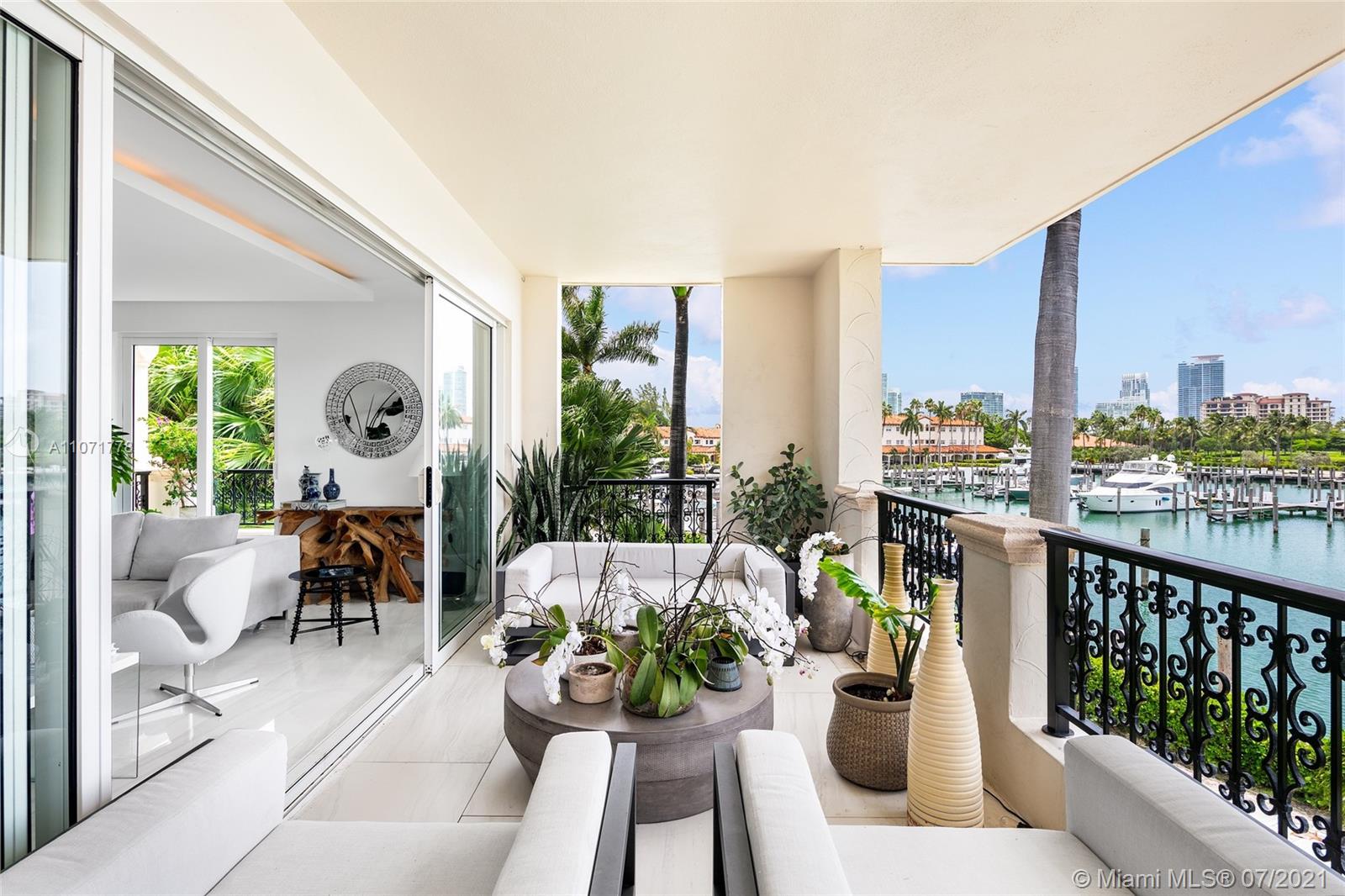 HARBORVIEW AT FISHER ISL - Residential
