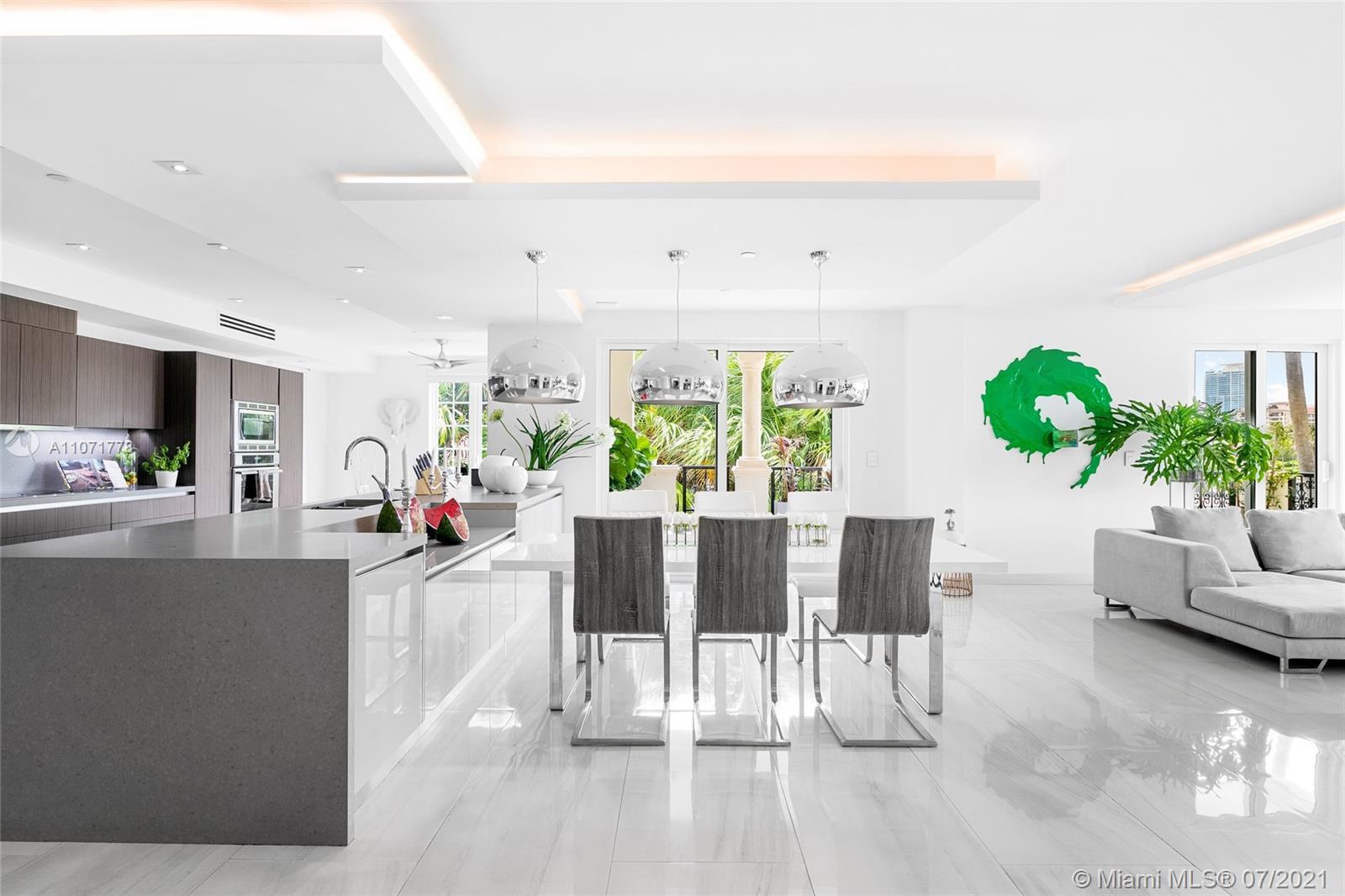 HARBORVIEW AT FISHER ISL - Residential