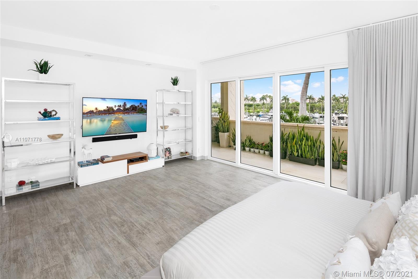 HARBORVIEW AT FISHER ISL - Residential
