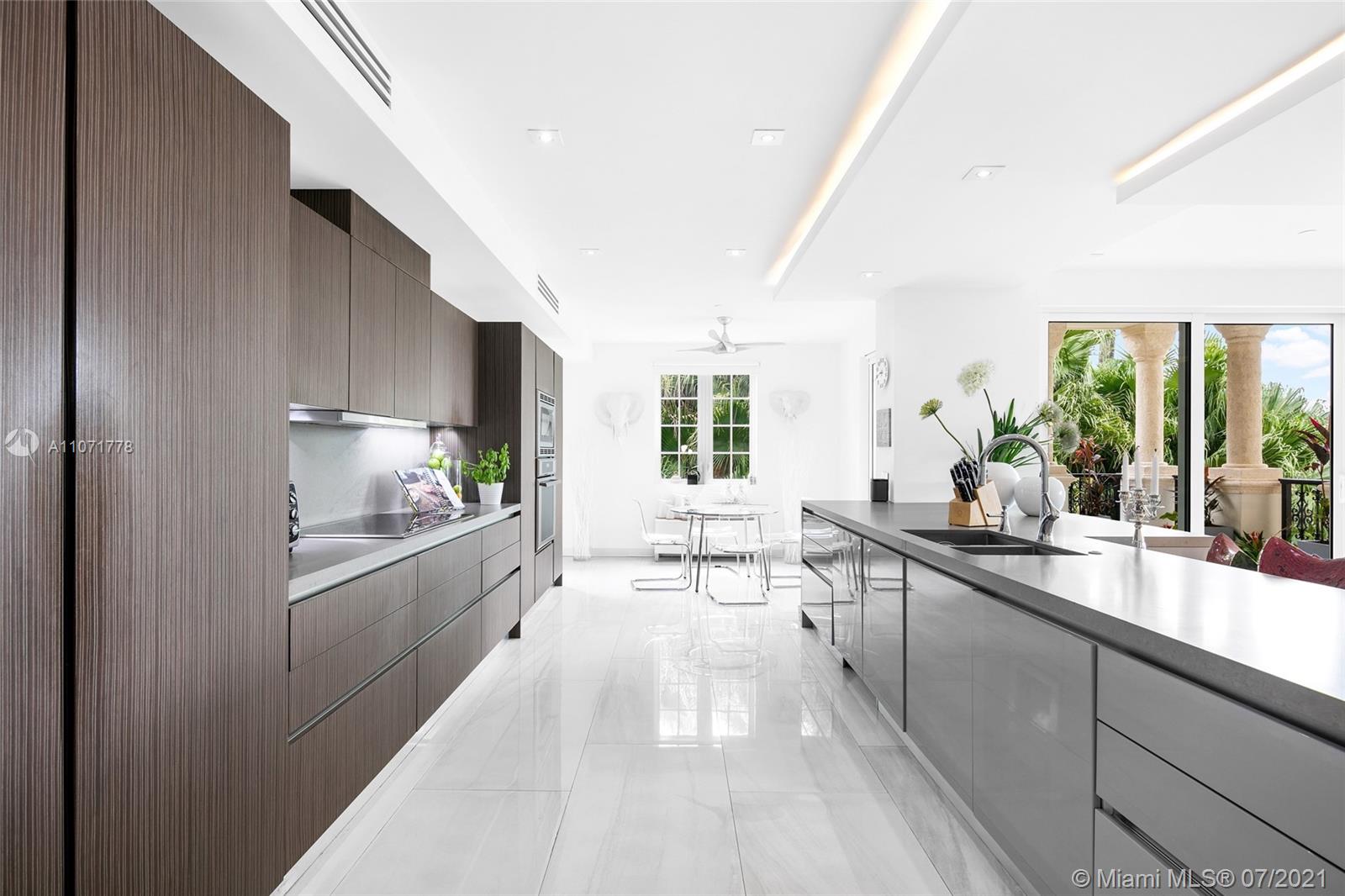 HARBORVIEW AT FISHER ISL - Residential