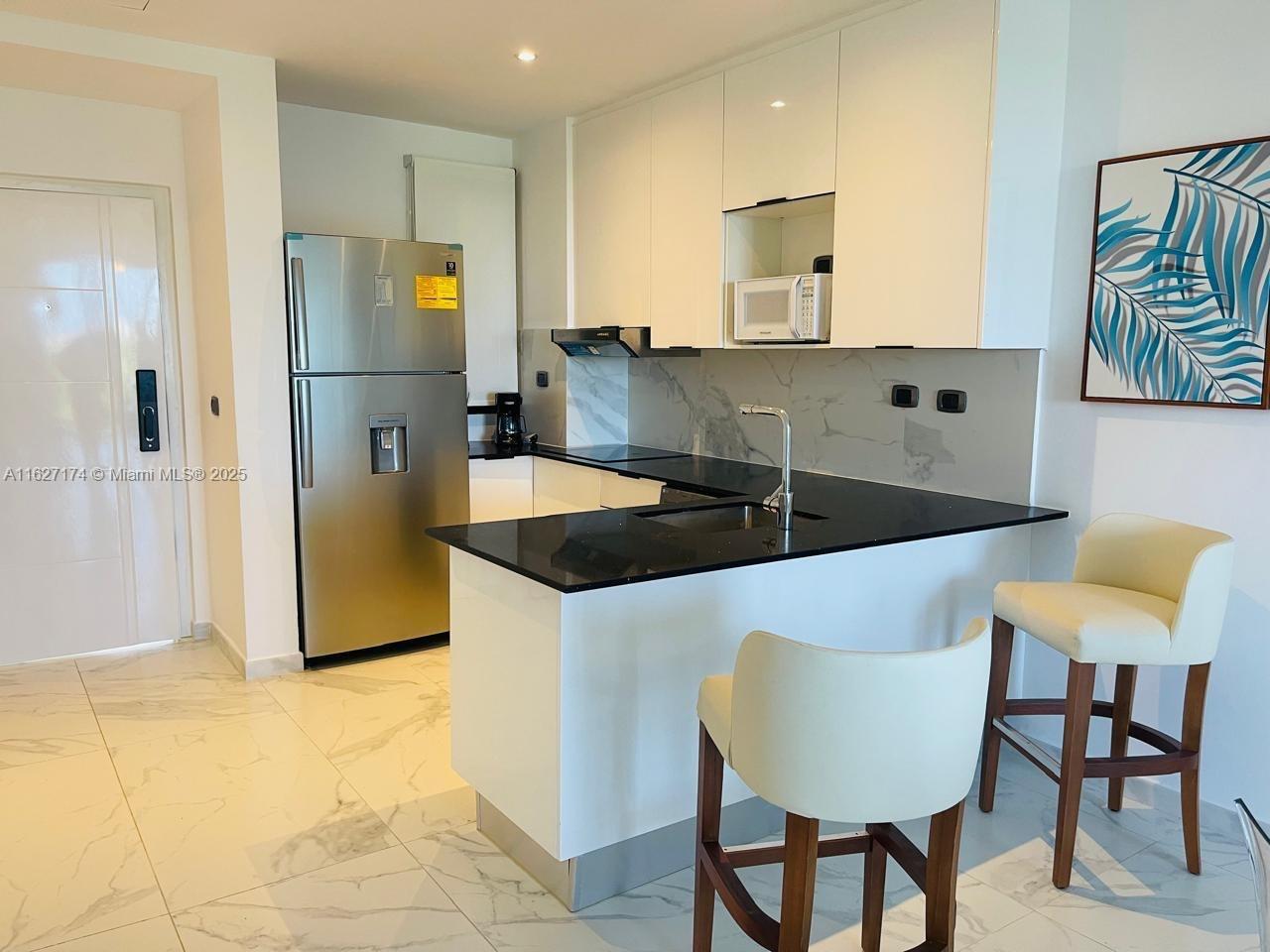 CANA ROCK STAR EDIFICIO - Residential