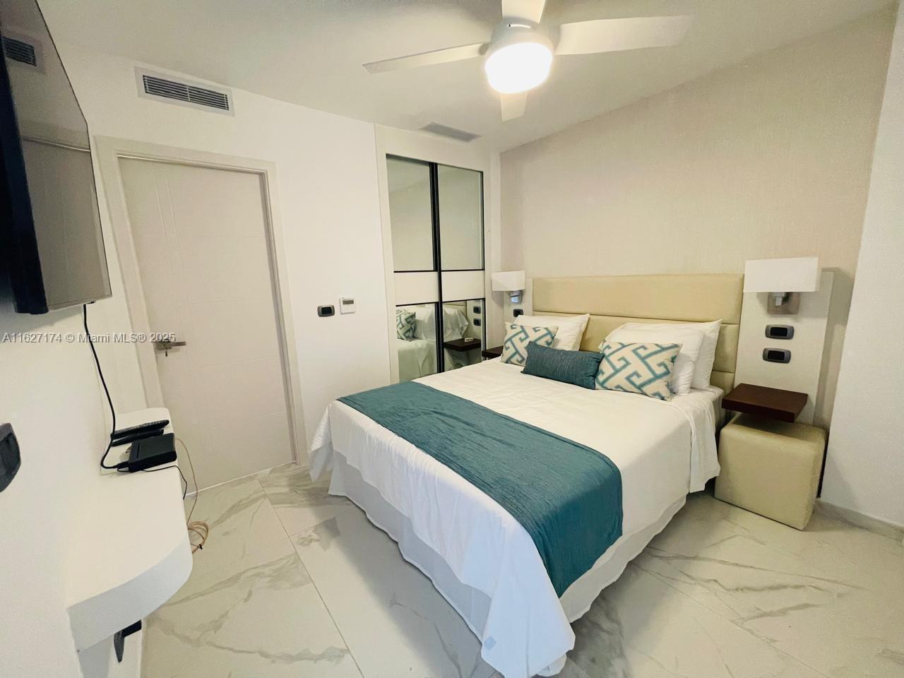 CANA ROCK STAR EDIFICIO - Residential