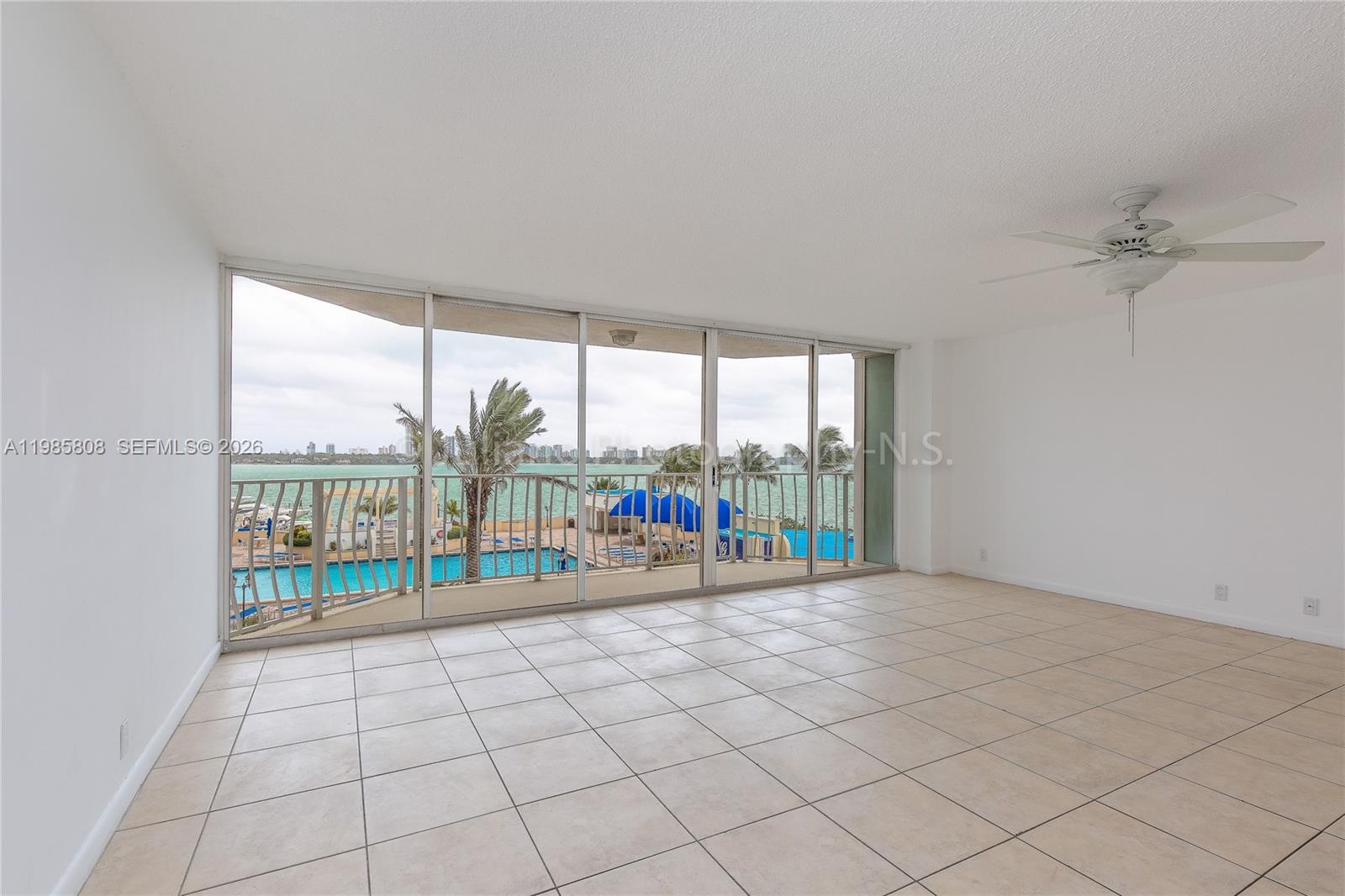 THE GRANDVIEW PALACE COND - Residential Lease