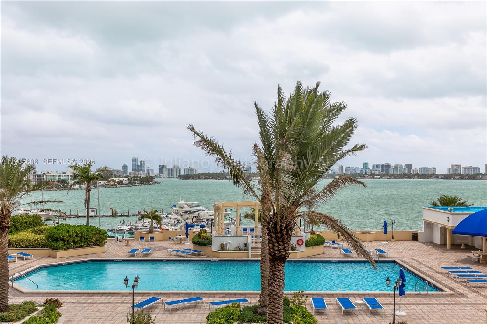 THE GRANDVIEW PALACE COND - Residential Lease