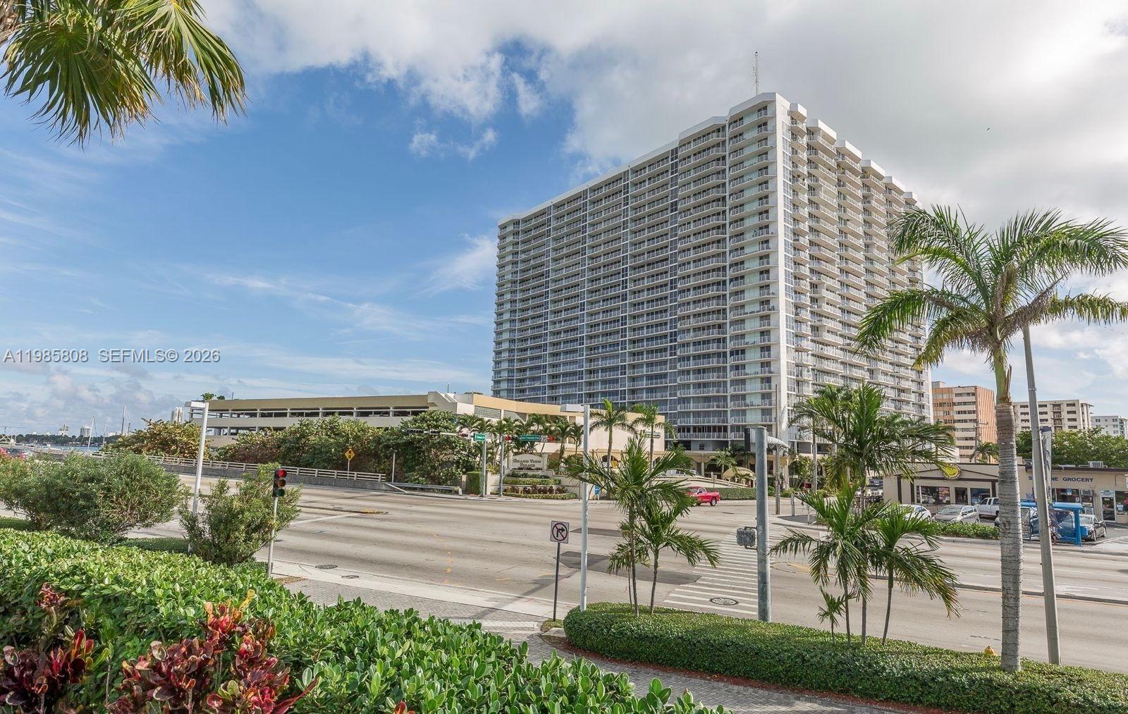 THE GRANDVIEW PALACE COND - Residential Lease