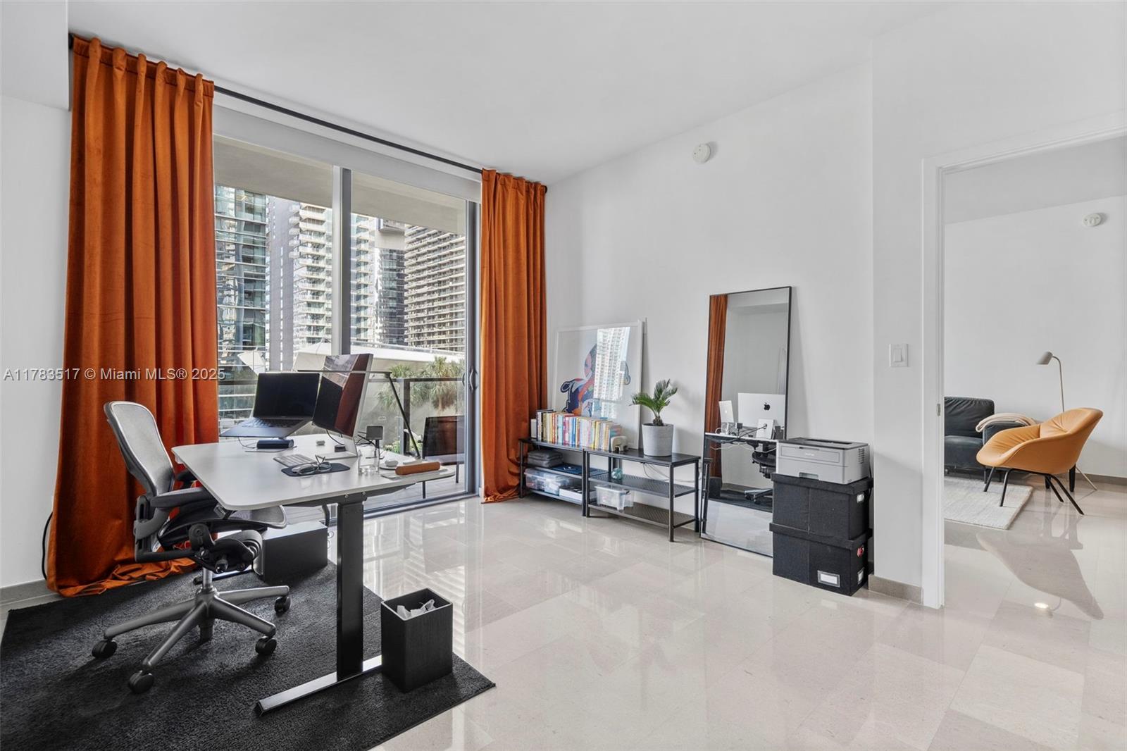 RISE CONDO - Residential