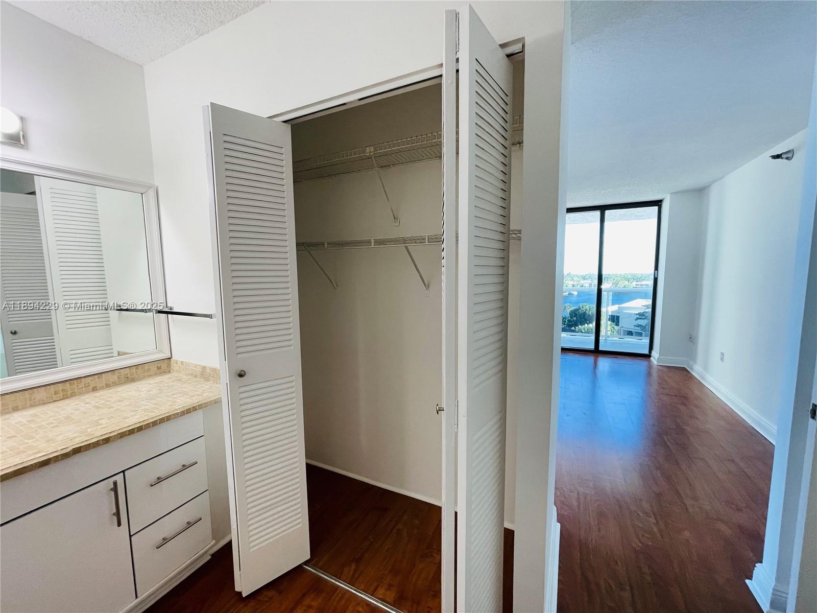 WATERVIEW CONDO - Residential Lease