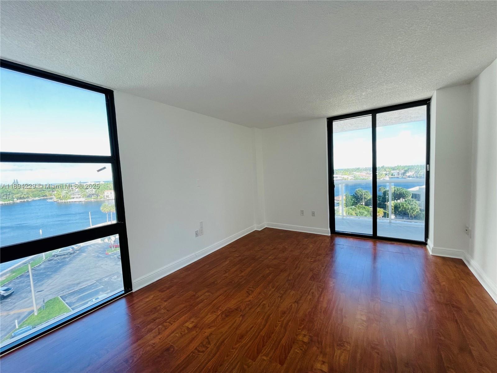 WATERVIEW CONDO - Residential Lease