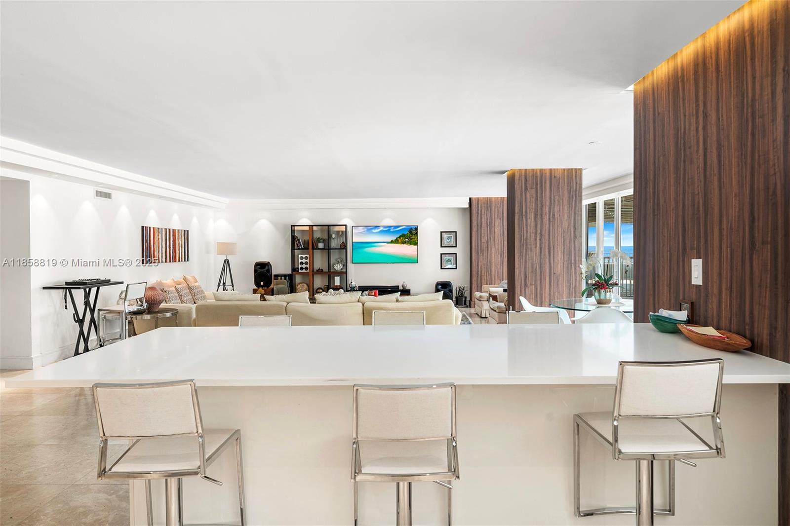 MAR-AZUL CONDO - Residential