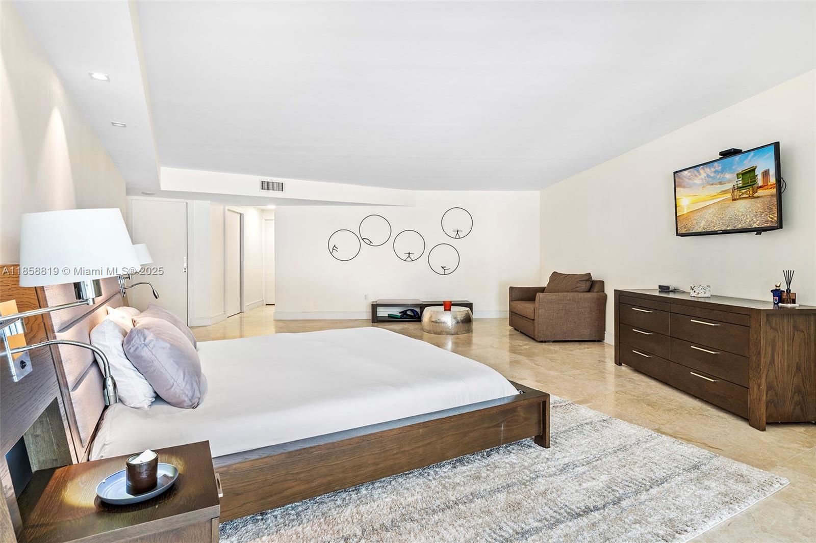 MAR-AZUL CONDO - Residential