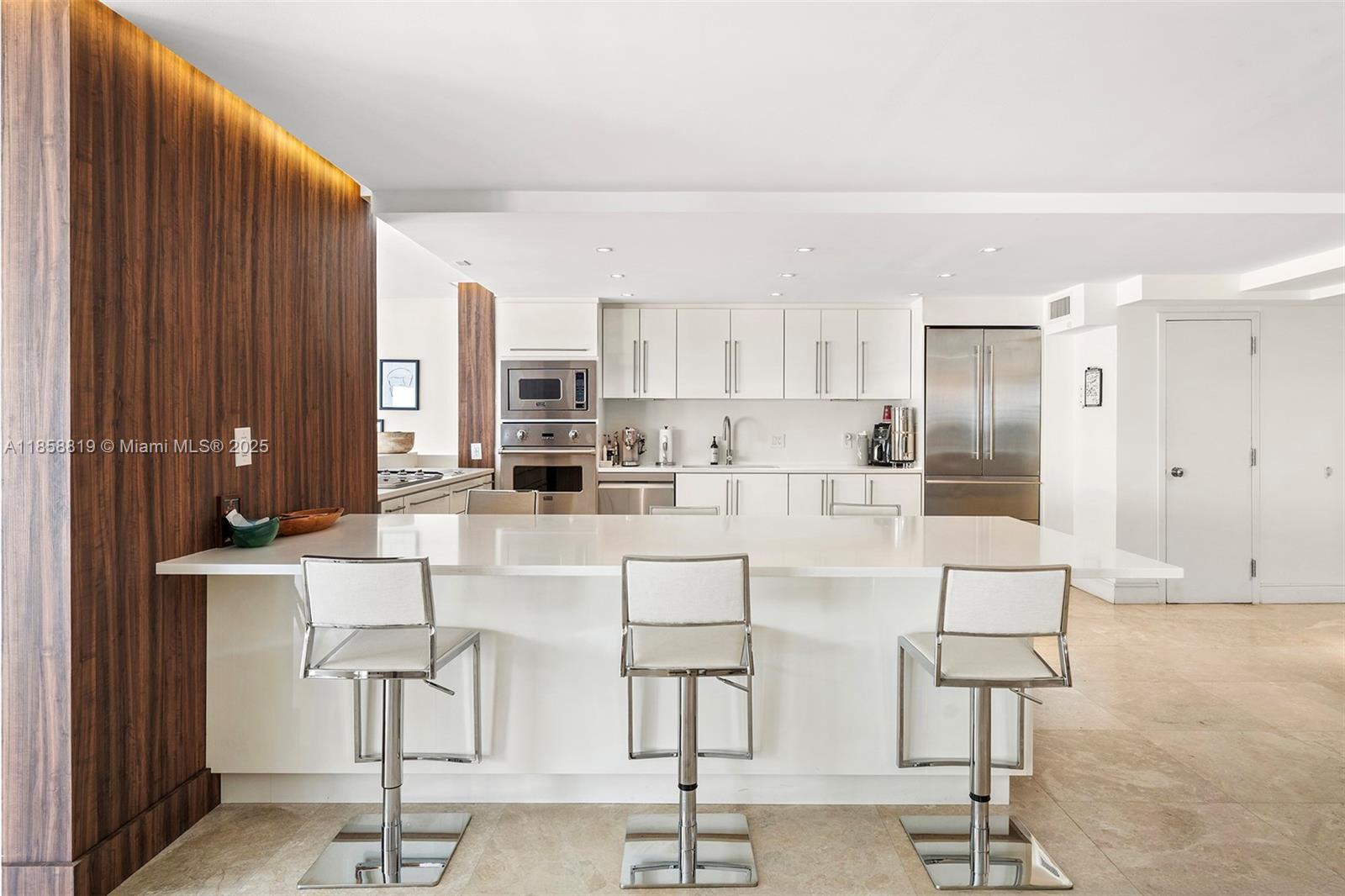 MAR-AZUL CONDO - Residential