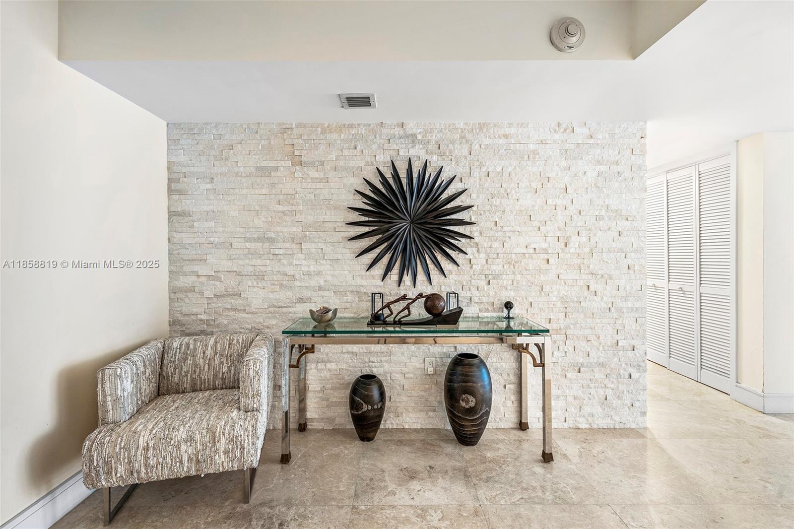 MAR-AZUL CONDO - Residential
